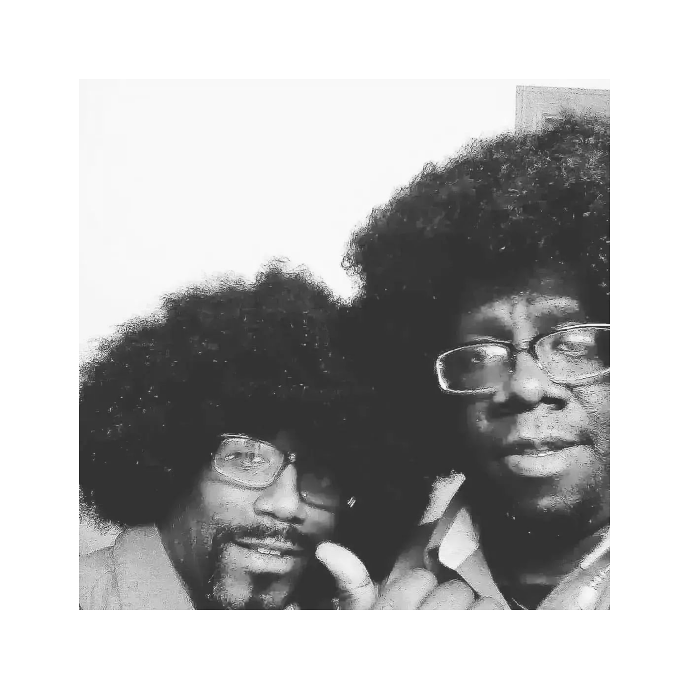 A whole hour and half was cut from this show by the tech difficulties on Mixcloud. We apologize  DISCO CLASSIC THROWBACKS PARTY! on 108.3 WGKSRADIO show 2518