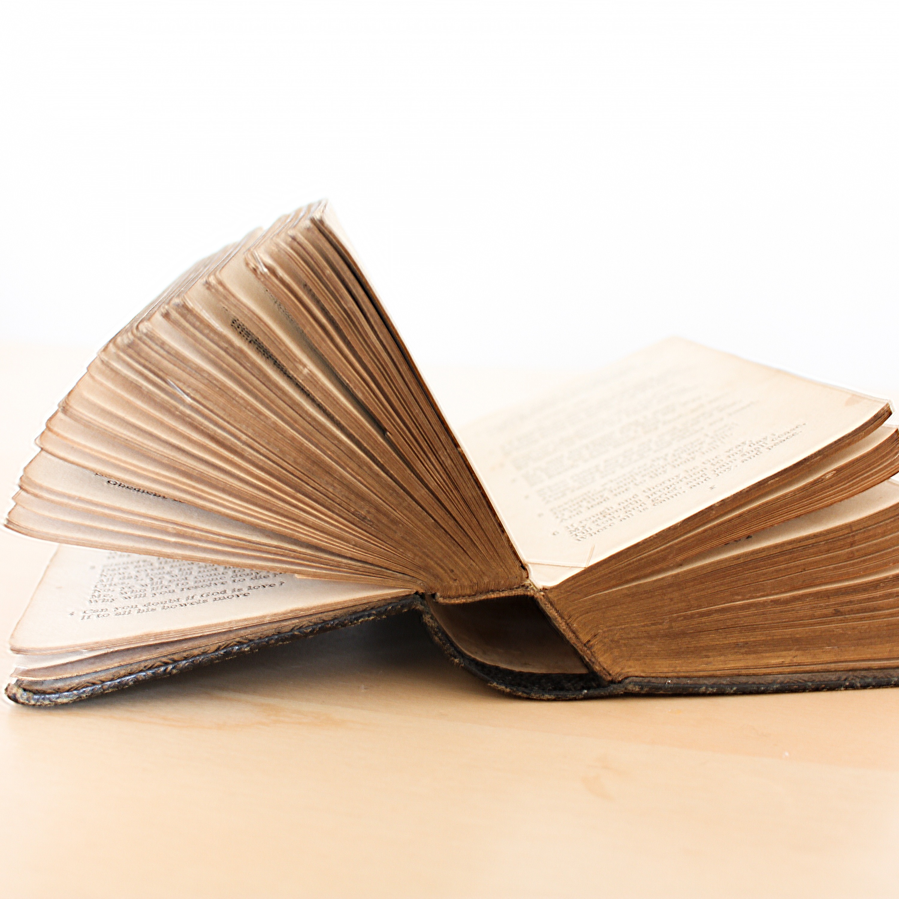 ADDBIBLE® Exodus 34 - God Describes Himself