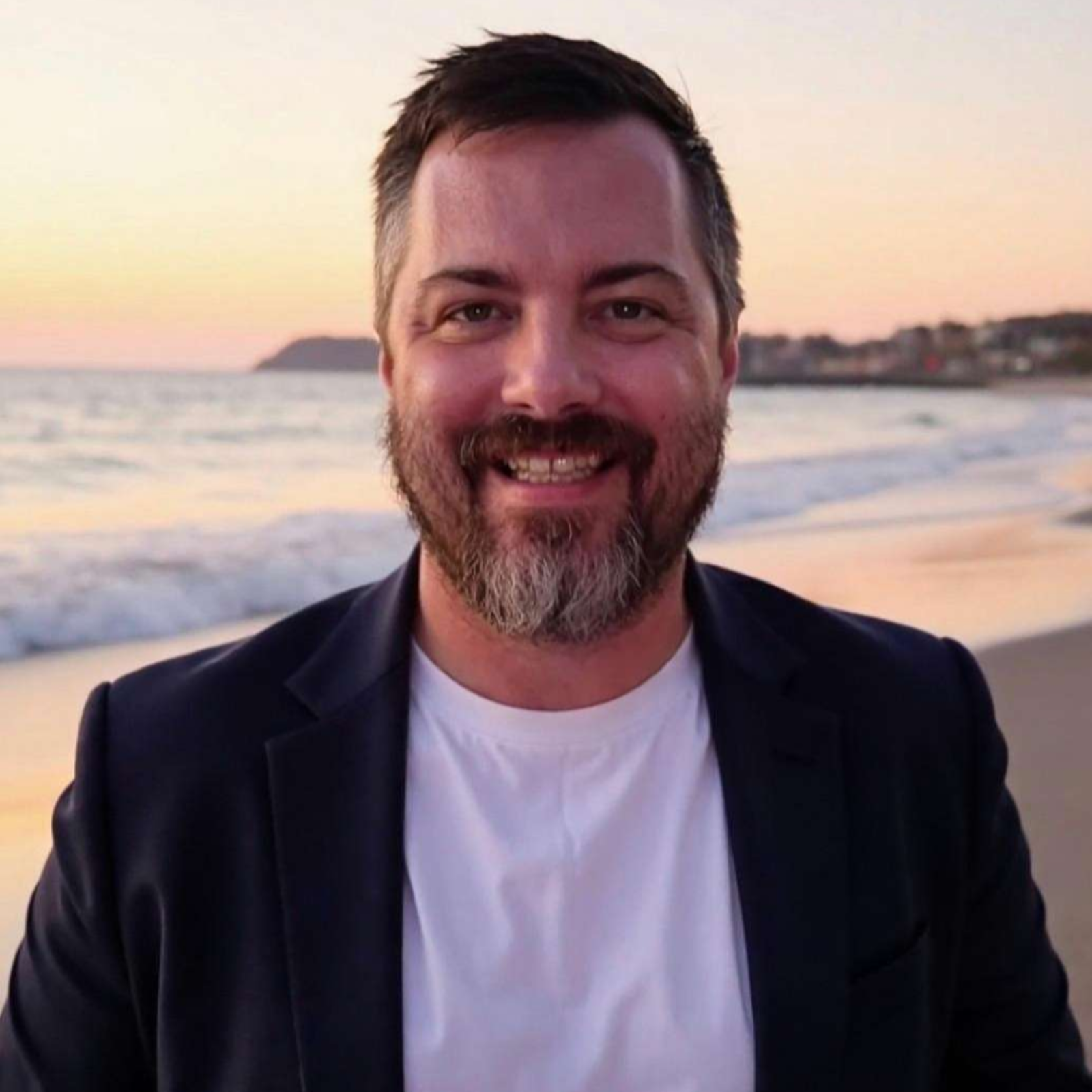 LE HAWKESBURY SOCIAL, LOOKING WITHIN, HOSTED BY ADAM STACEY