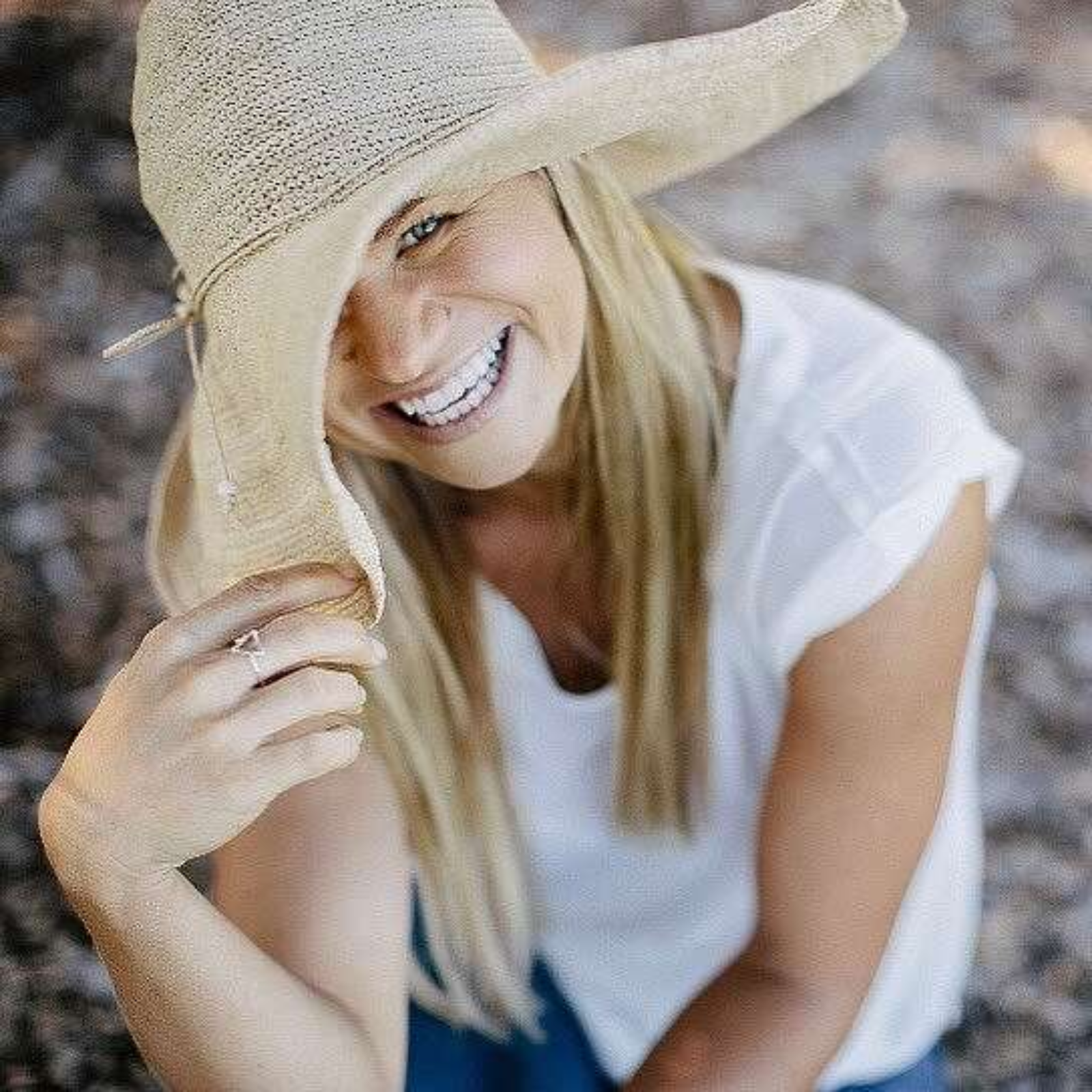 LE HAWKESBURY SOCIAL, LOOKING WITHIN, HOSTED BY ADAM STACEY