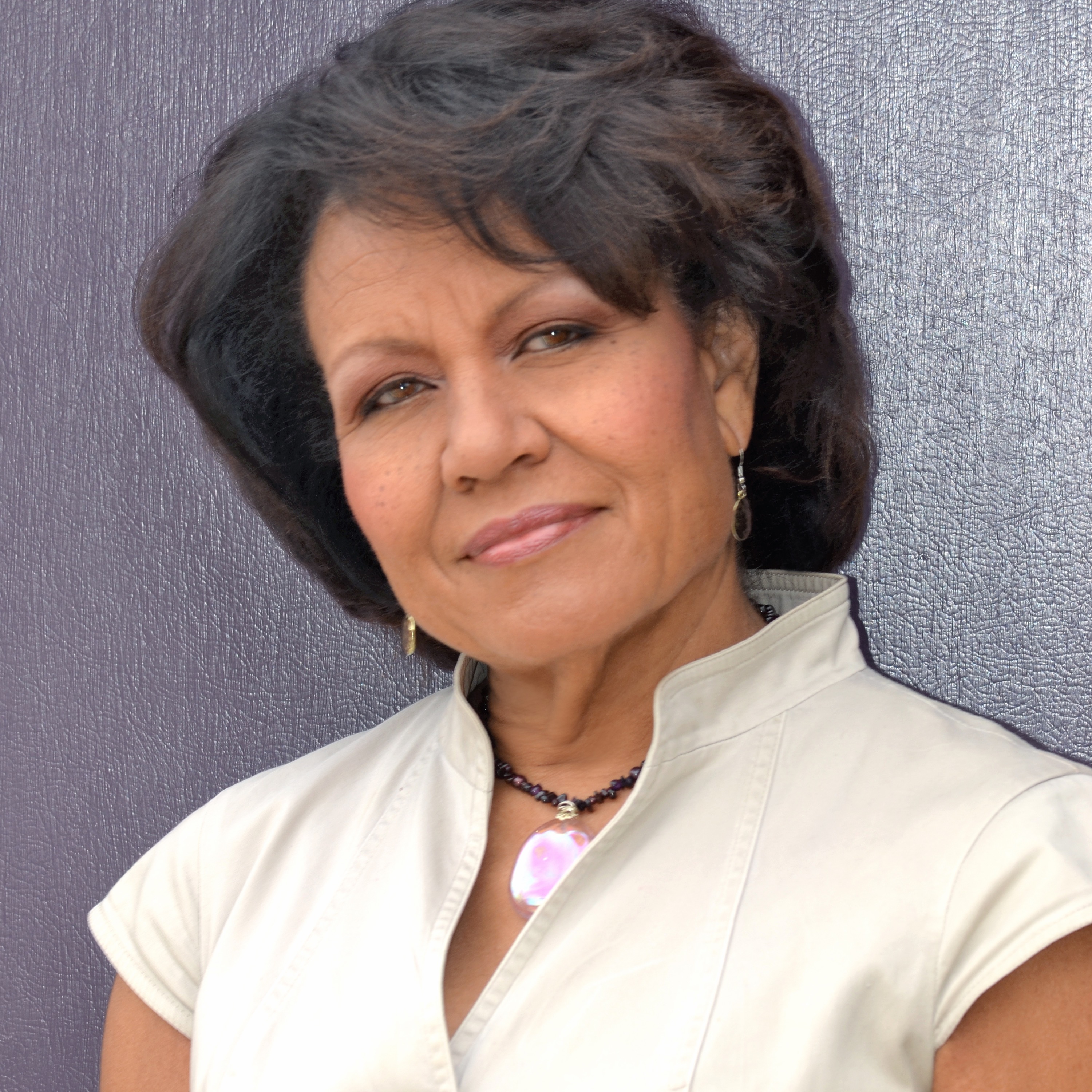 Maxine Crump: Dialogues on Race
