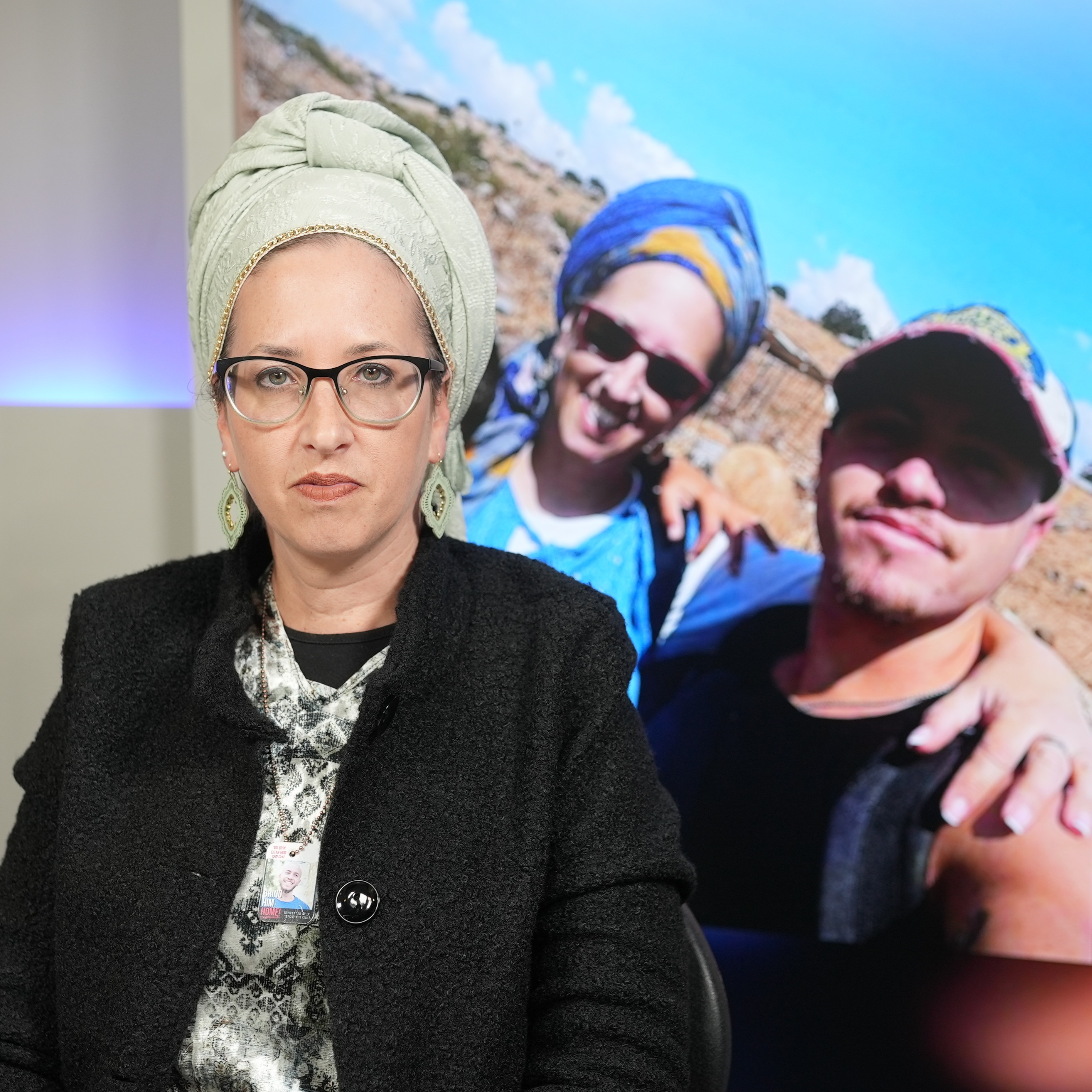 אפרת מור באולפן ערוץ 7: מאמינים שגם בשבי איתן שומר על מורל גבוה