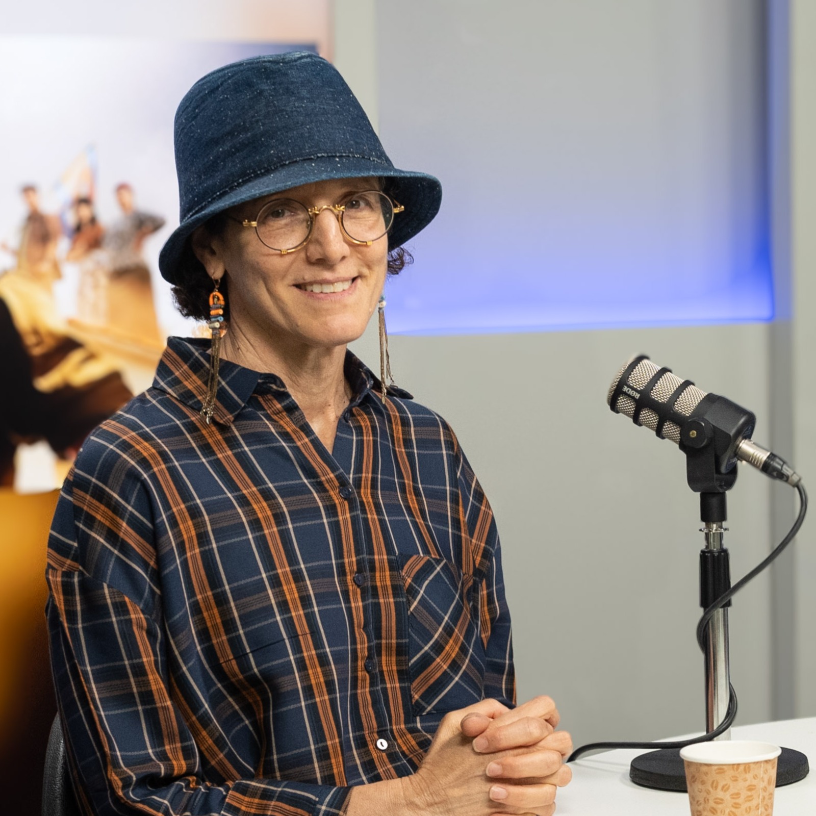 חוה דיבון בשיחה עם הדר מילר באולפן ערוץ 7: כאב ההתנתקות בטלוויזיה הישראלית