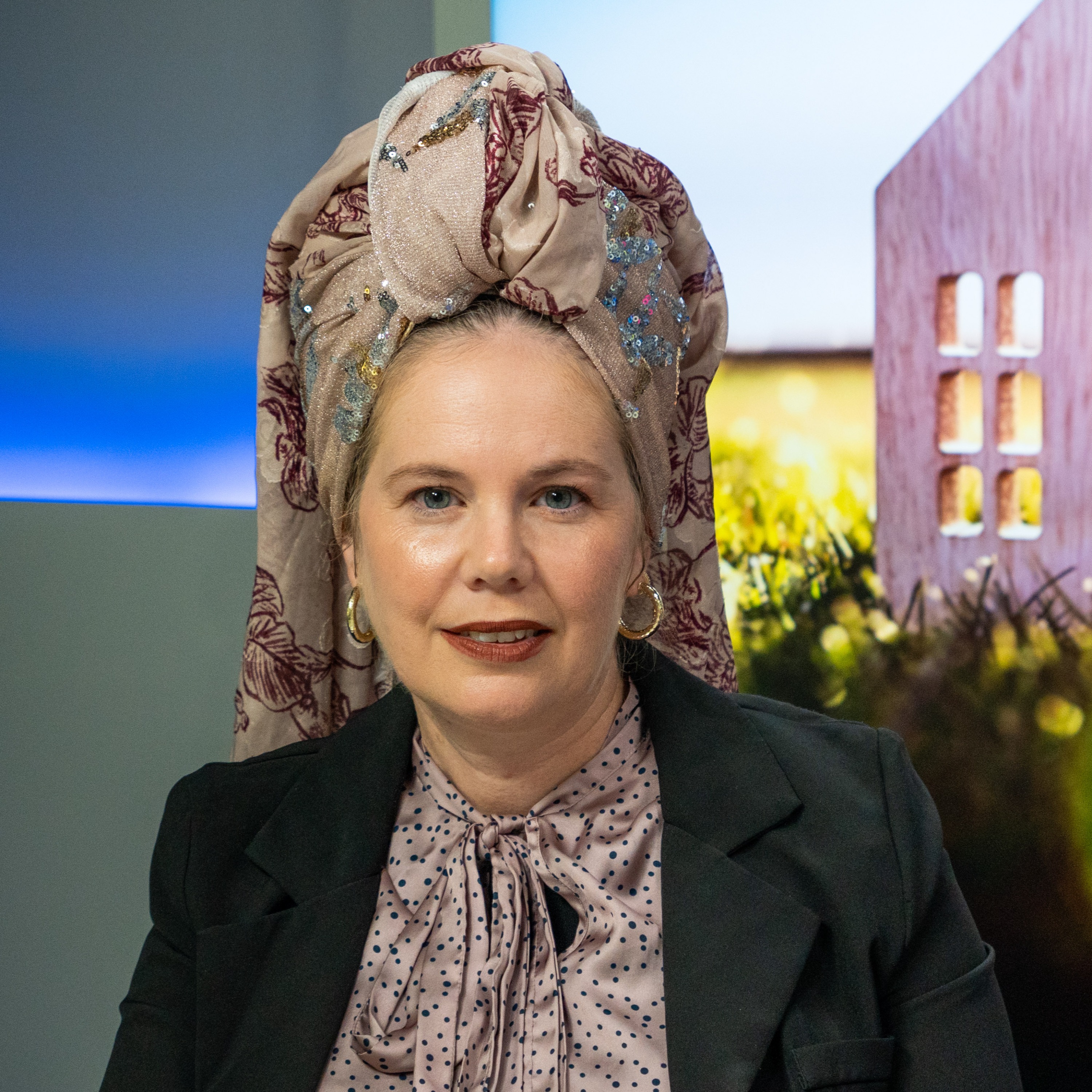 החלום שחלמתי בגיל 16 - מתגשם | חנה קטן מארחת את הרבנית אורית עמר