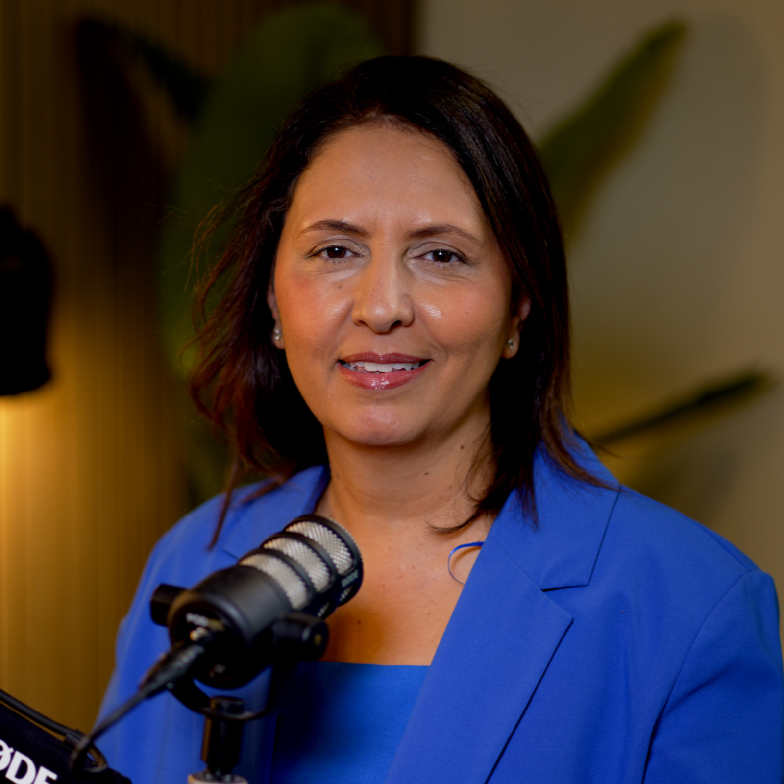 הפודקאסט של הדר מילר | השרה גילה גמליאל: בין המשפחה לדרמה בקבינט