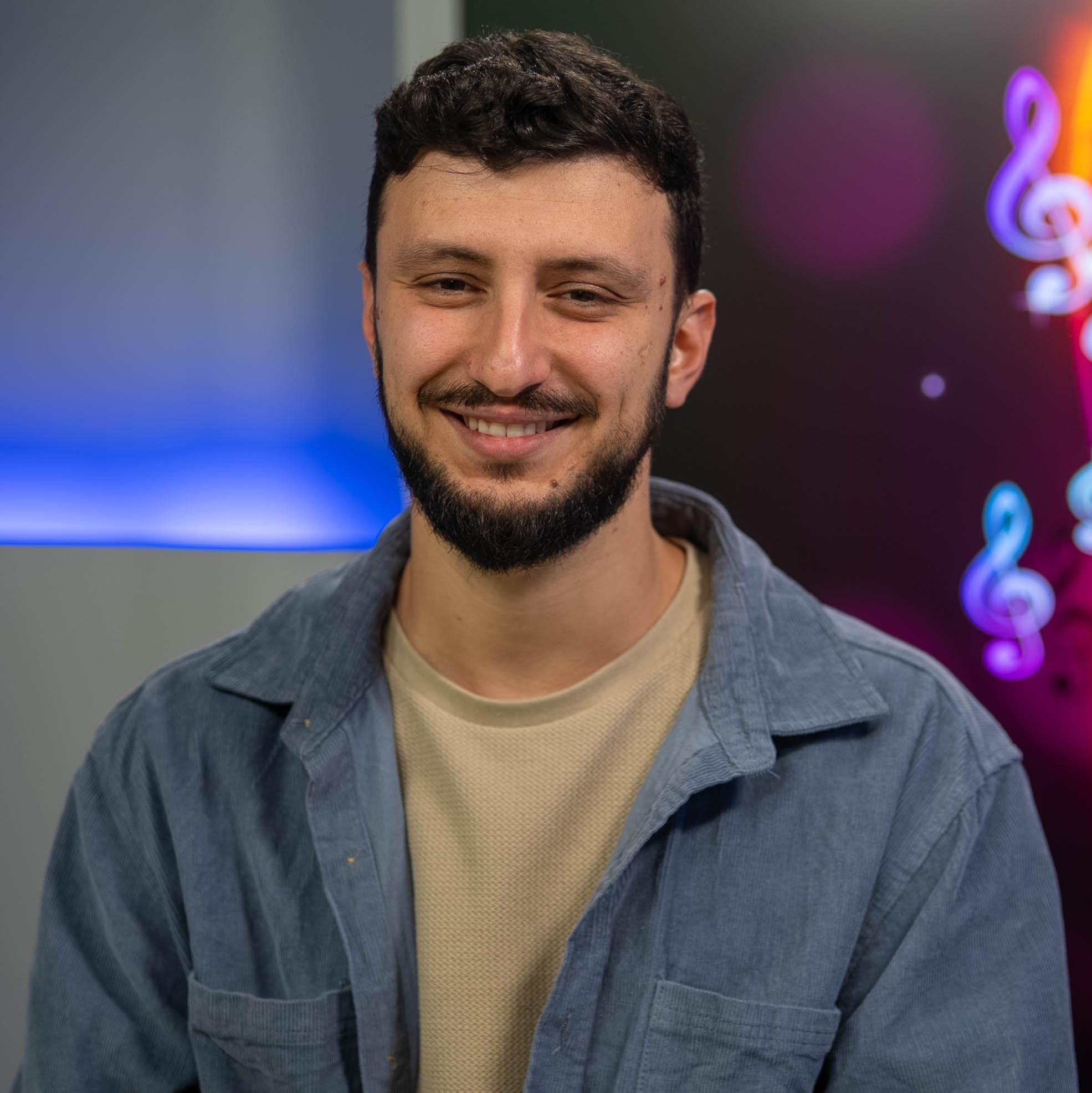 מתמודד "הכוכב הבא" מסביר: למה אני שם ציצית בלי כיפה | איציק ברנדויין מארח את יהודה יפרח