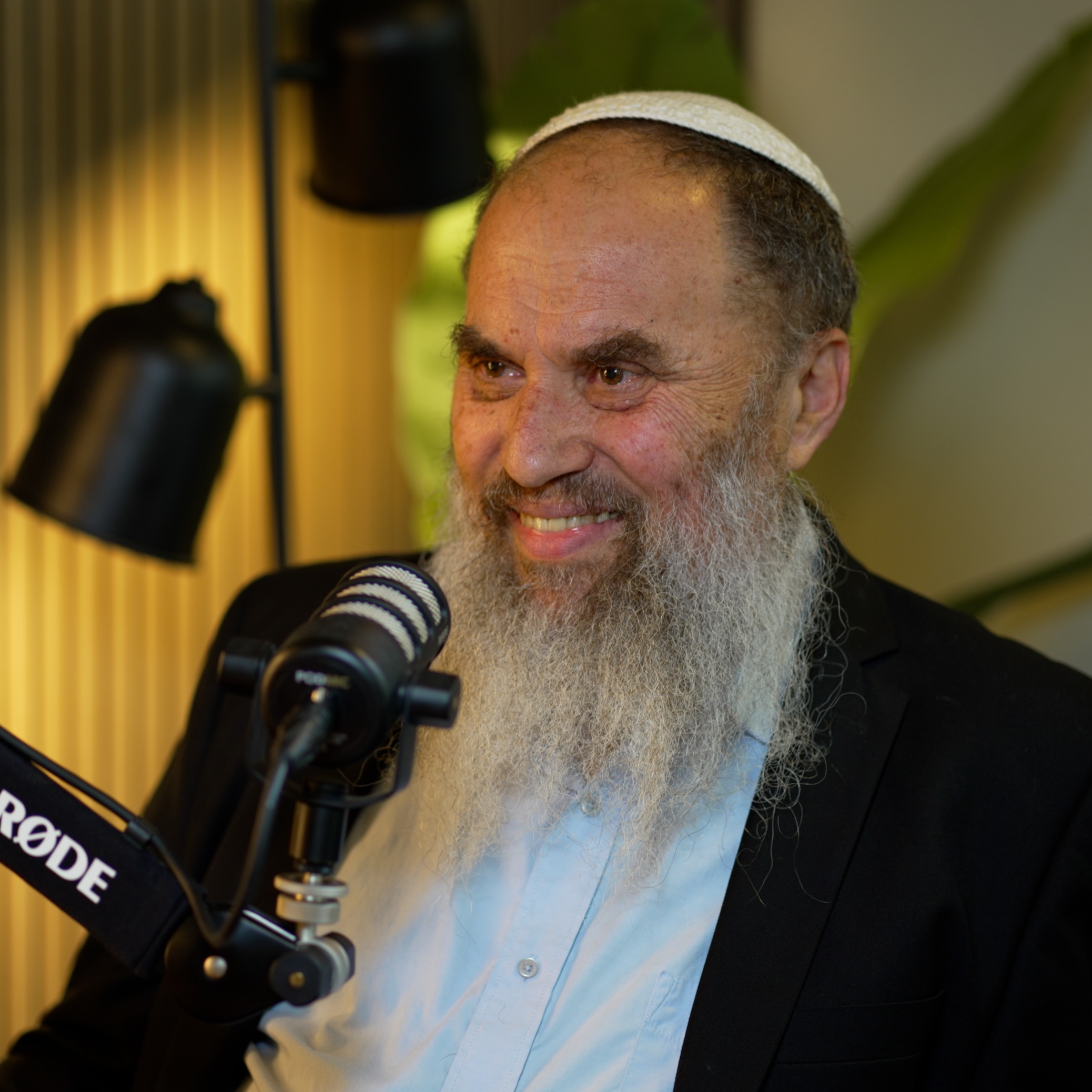 'מיוחד: חזון האמון של הרב רא"ם הכהן לריפוי השבר הישראלי | פודקאסט 'חוקה רזה