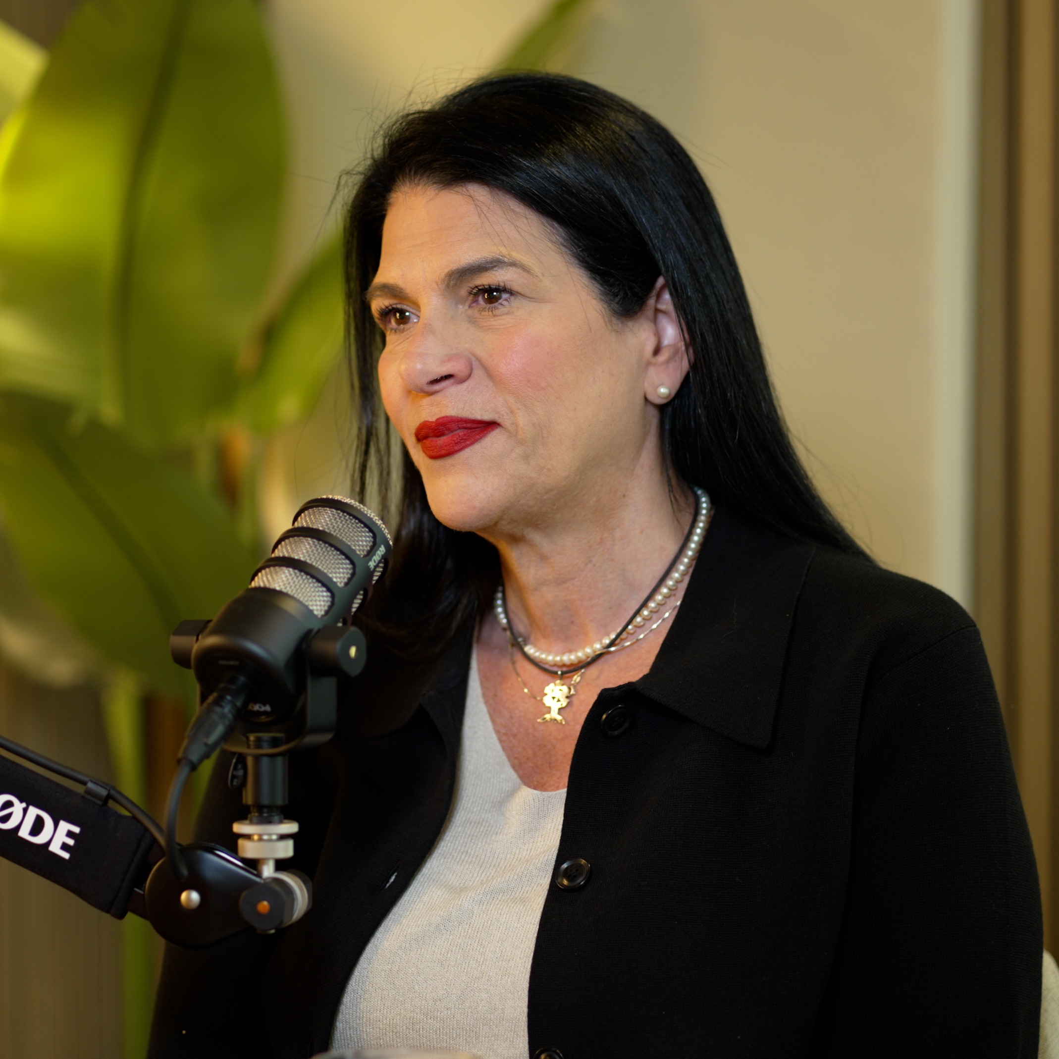 בין שכול לתקומה: המסע המטלטל של טליק גואילי | ראיון מיוחד בפודקאסט של הדר מילר