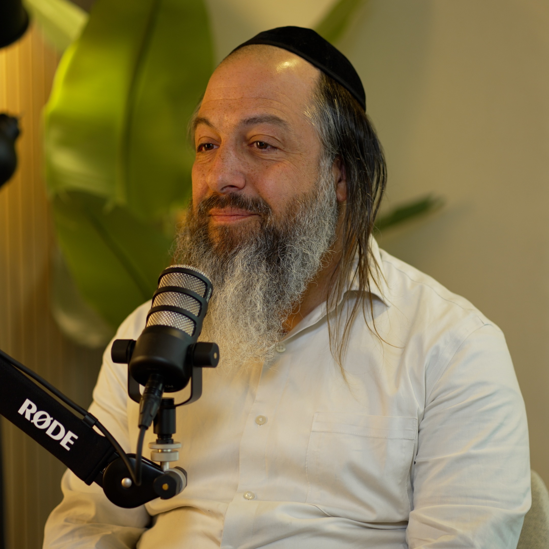 הצצה לעולם הרדיותרפיה | האם הקרנות יכולות להיות תחליף לניתוח? - פודקאסט הרפואה של ערוץ 7