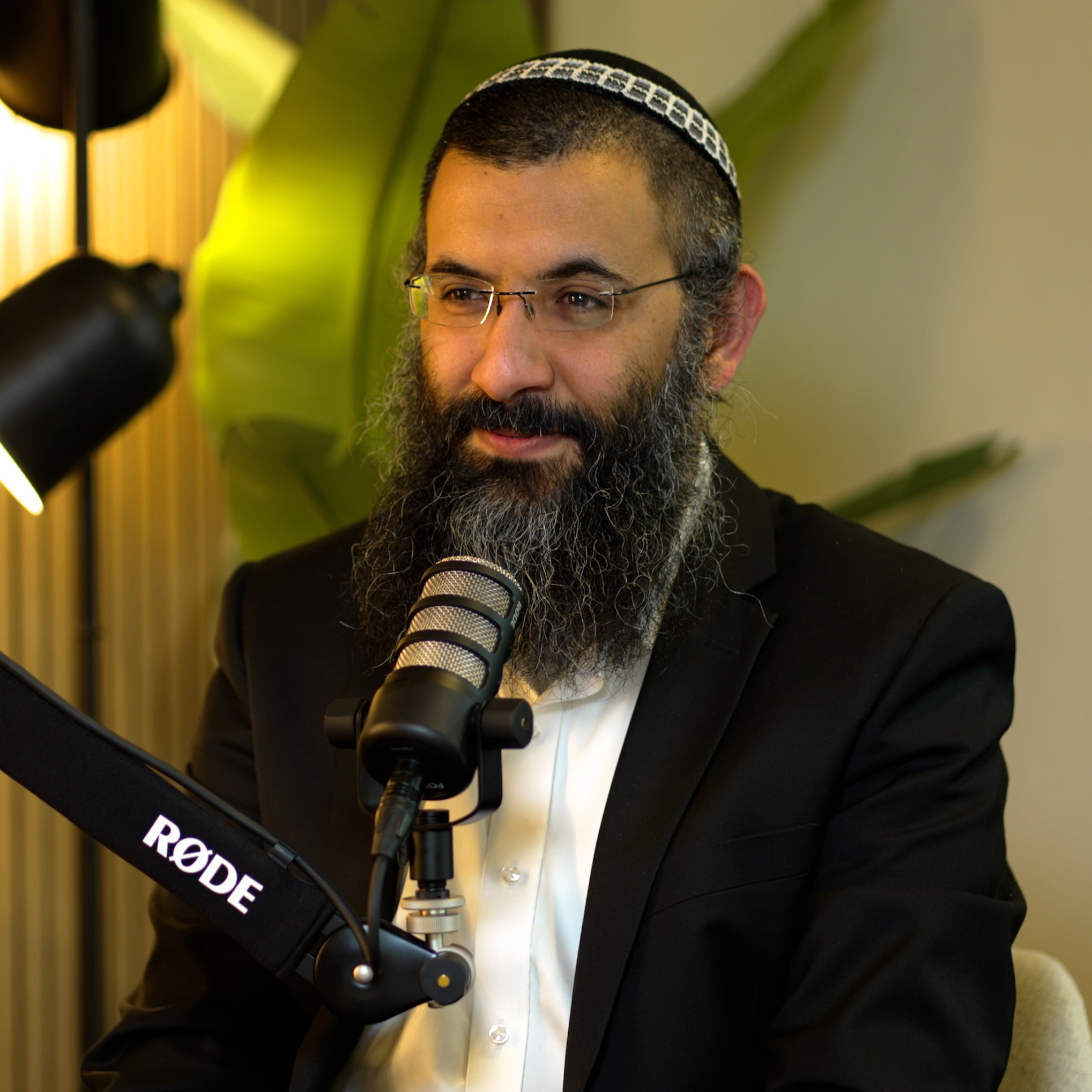 הרב בראל שבח, ראש ישיבת הר ברכה: איבדתי אח, חברותא ותלמיד | הפודקאסט של דביר עמר