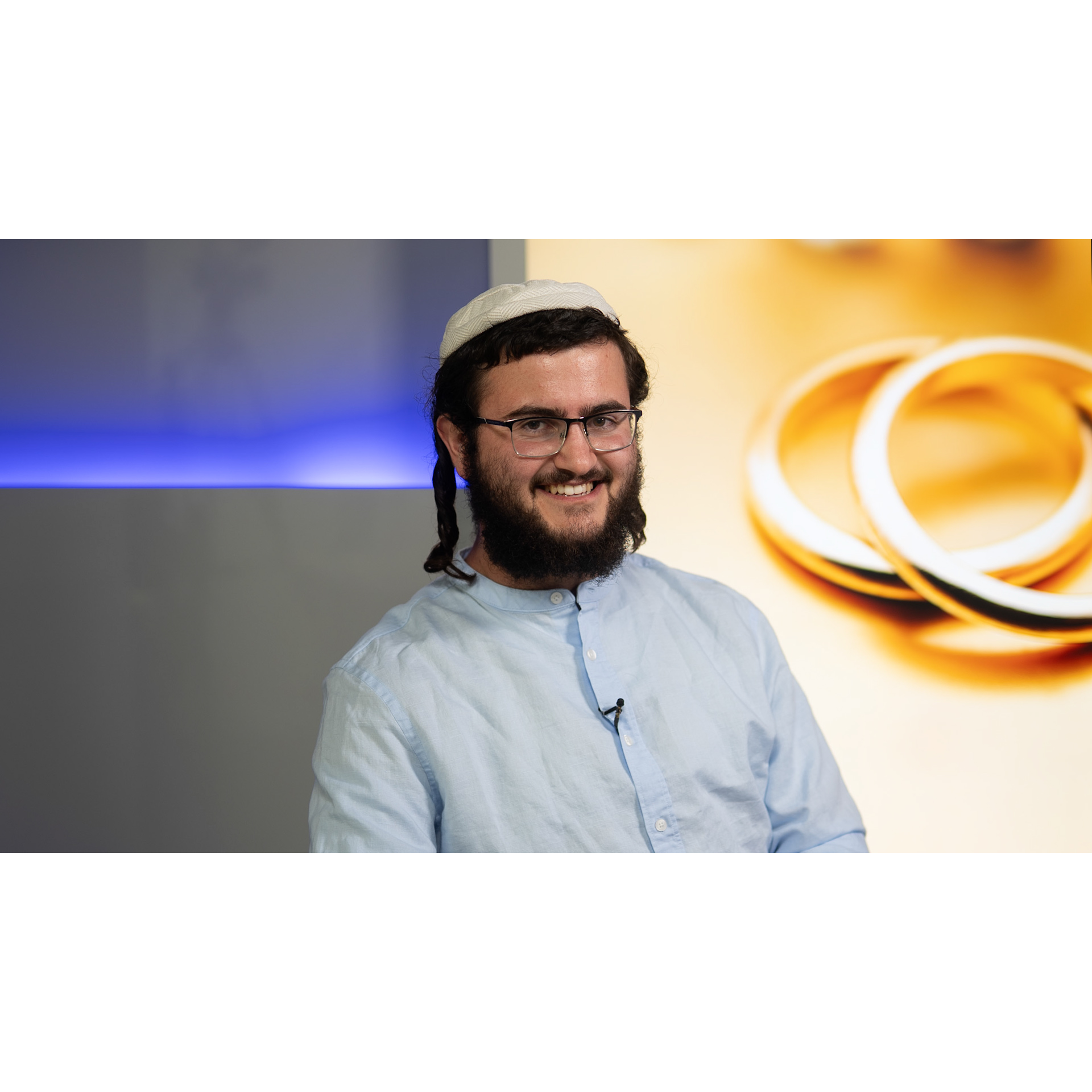 היועץ שכבש את הרשת: אביה פרץ מספר על הדרך ועל שיטת ה"שובבות" episode artwork
