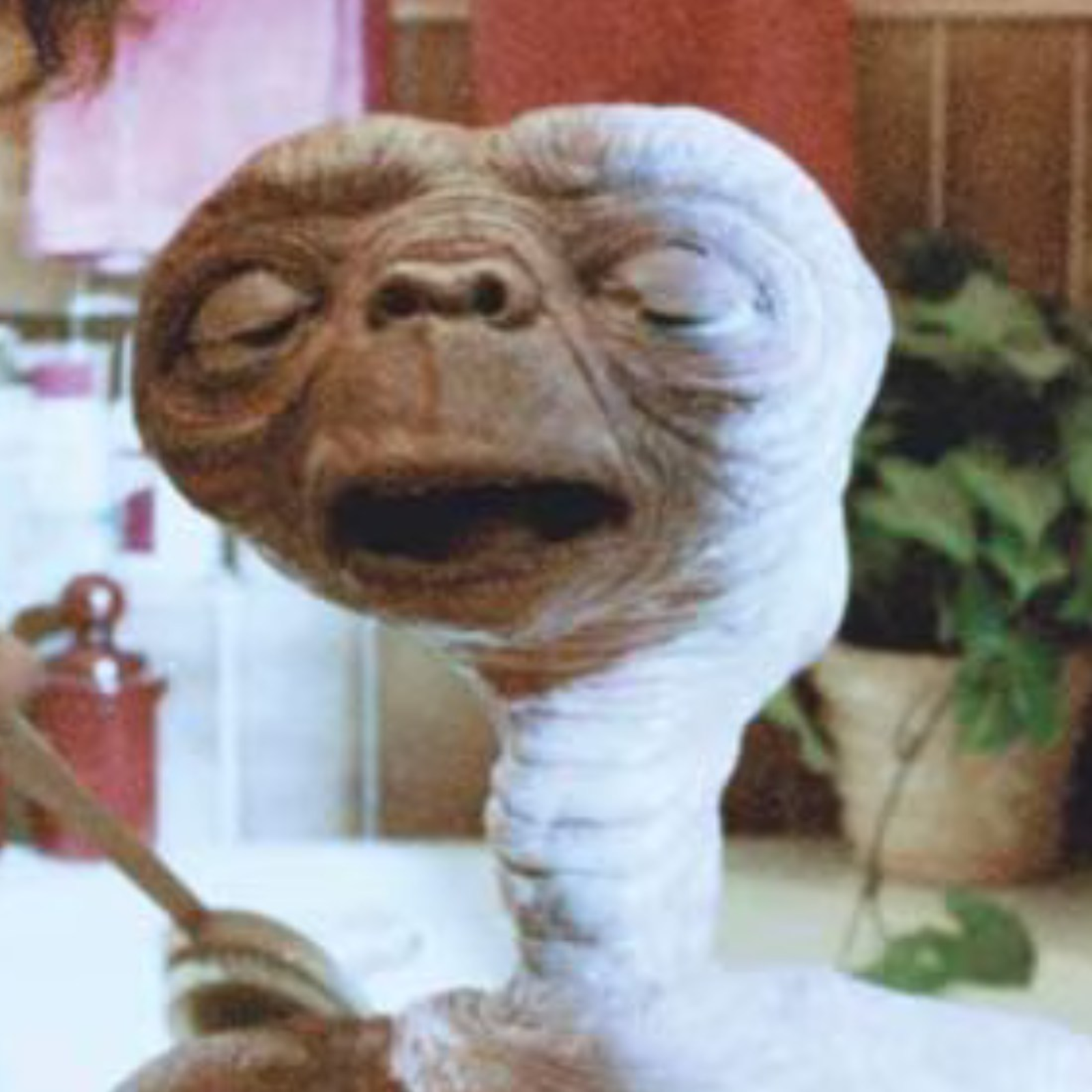 107 - E.T. Freebasing