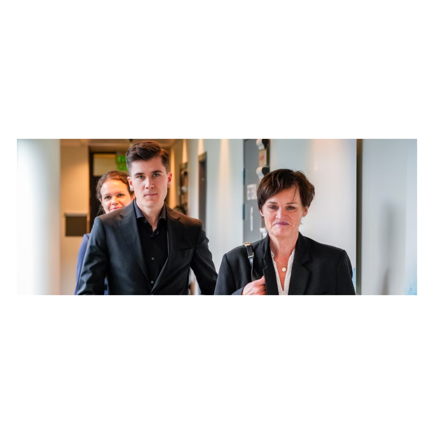 Jakob Ingebrigtsen témoigne avec émotion contre son père dans un procès pour maltraitance episode artwork