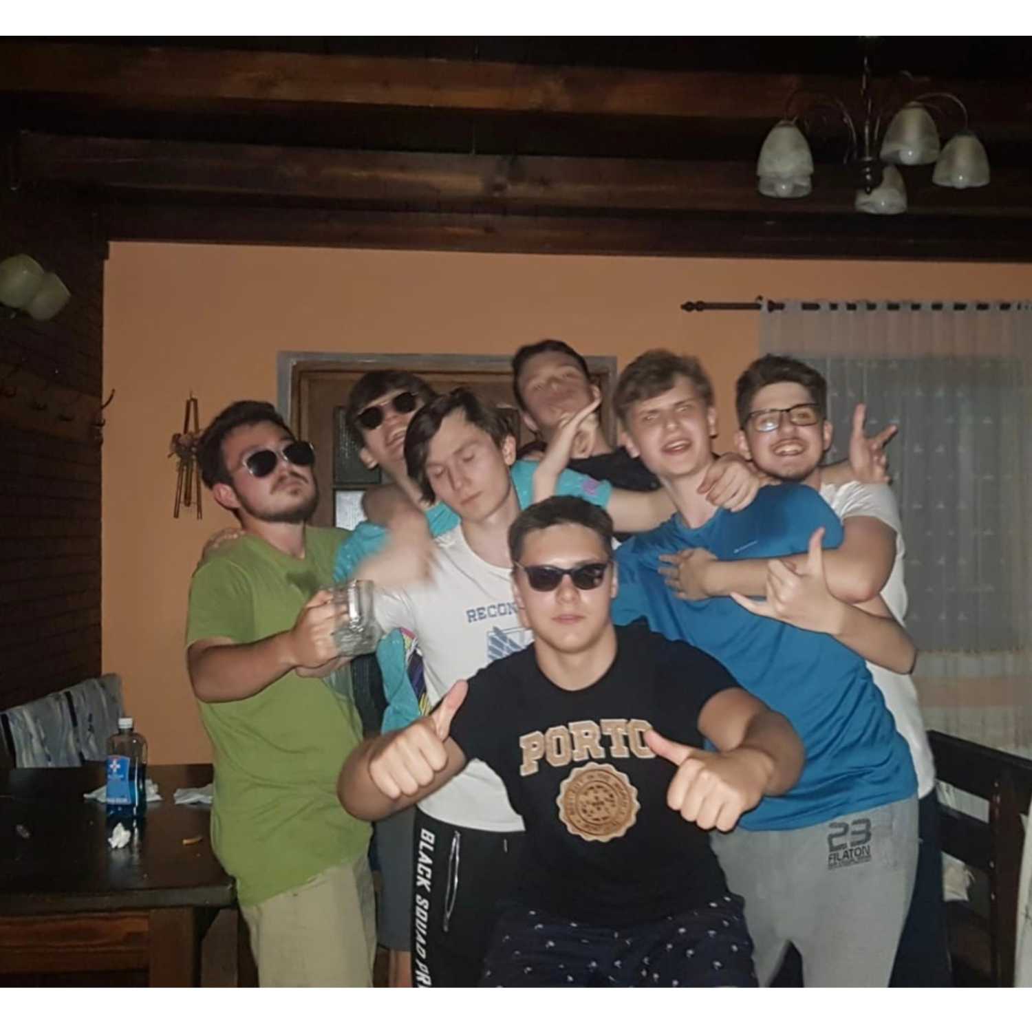 Se termina smecheria