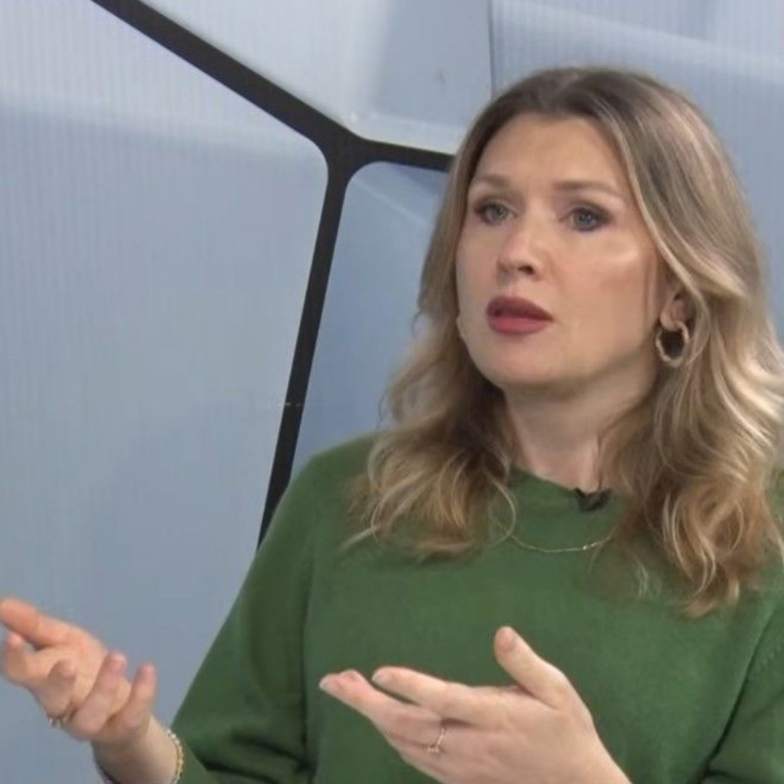 Psihologinja Aida Bikić upozorava: Na ovoj društvenoj mreži vrebaju pedofili, djeci se nudi droga episode artwork