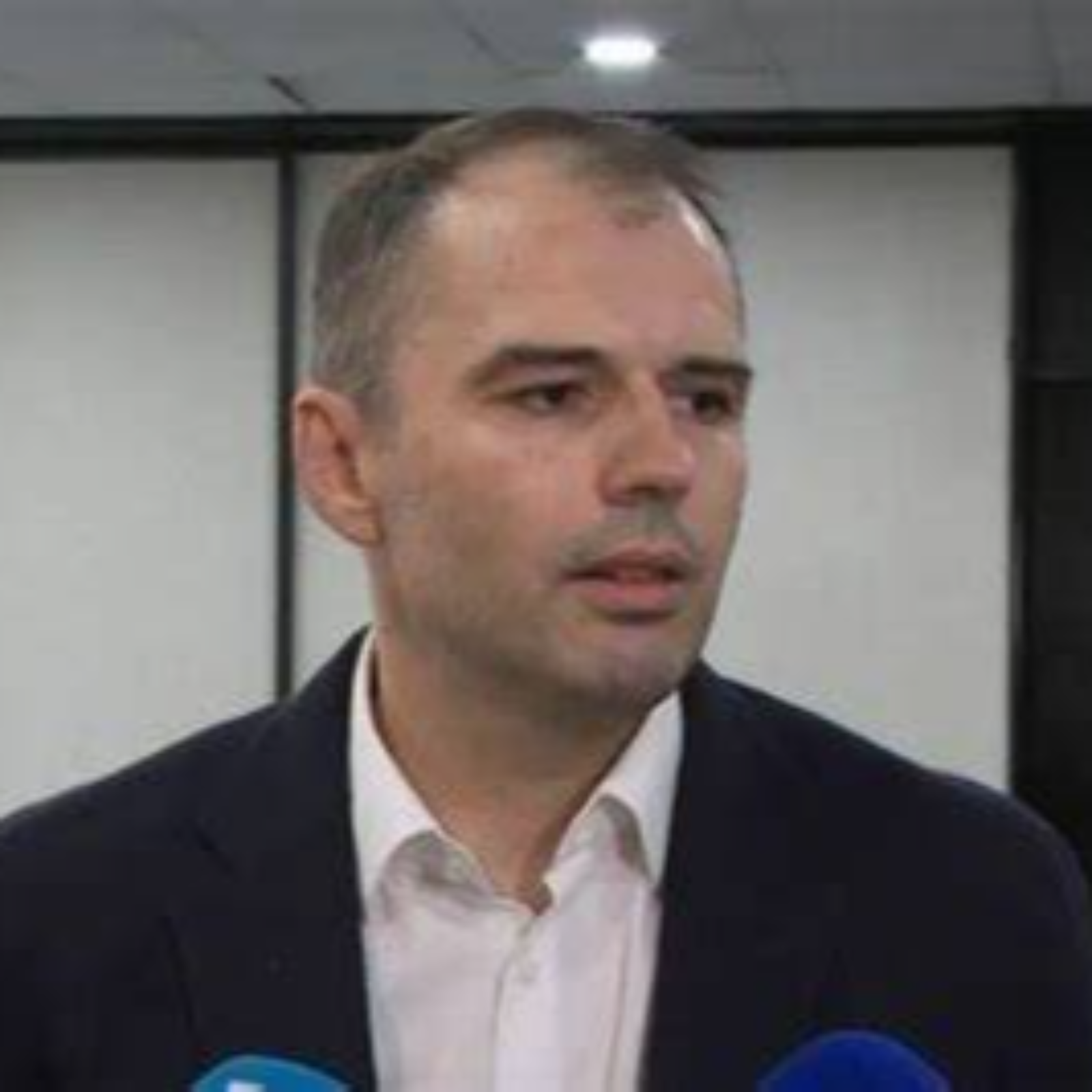 Reuf Bajrović: Konaković je htio biti ono što je sada Zahiragić, Naša stranka zaslužuje zlatnu medalju za laži episode artwork