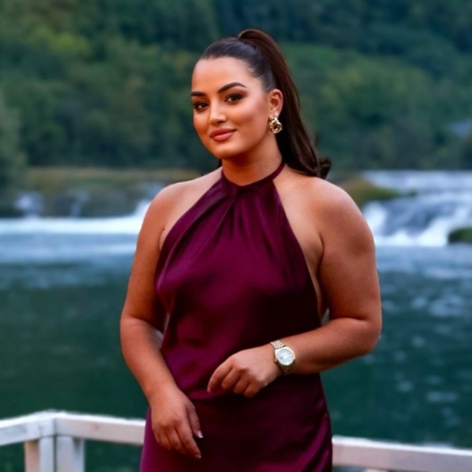 Elma Seferović: Bivši muž me trudnu izbacio, a za sina ne pita, zbog narkotika me ostavio bez para episode artwork