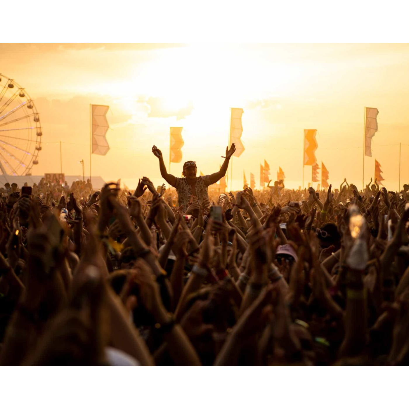Axwell Live At UMF