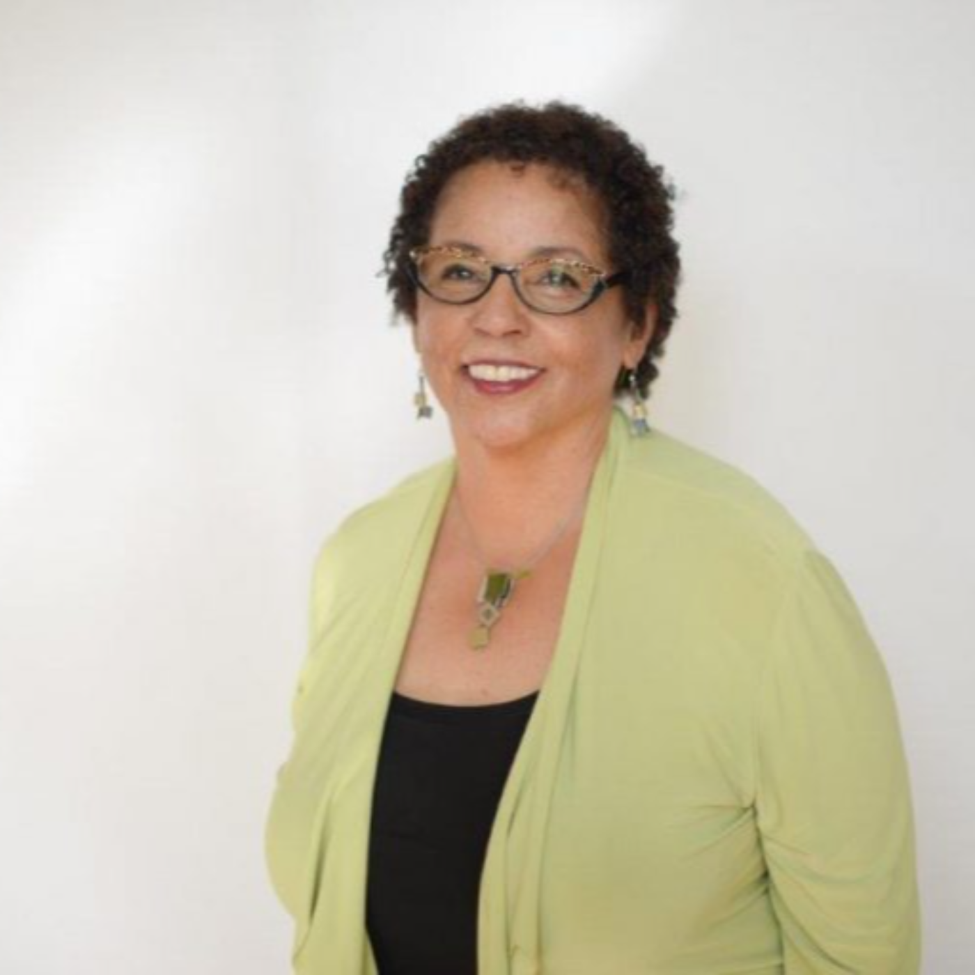 42 - Denise Schwartz Hosts How to Build Joy Into Your Life: Not Just When Things Are Going Well, But EVERY Day with Guest Dr. Pat Romney episode artwork
