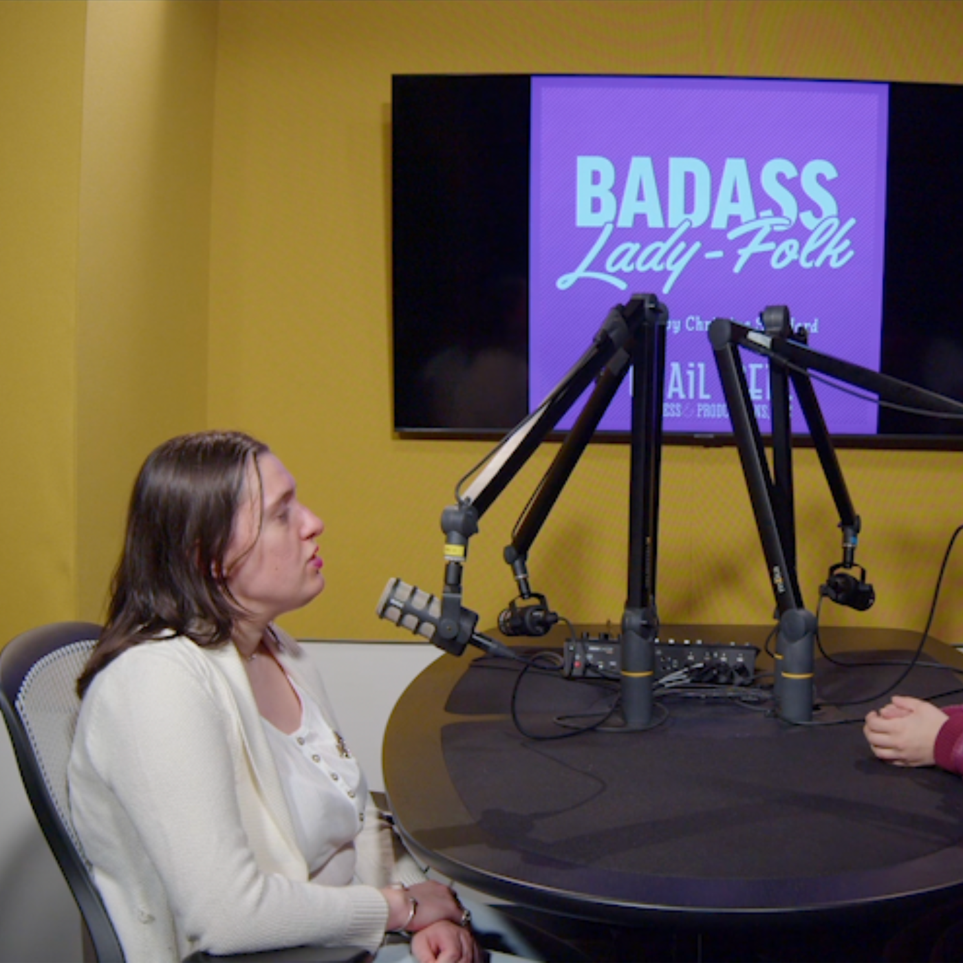 Badass Lady-Folk