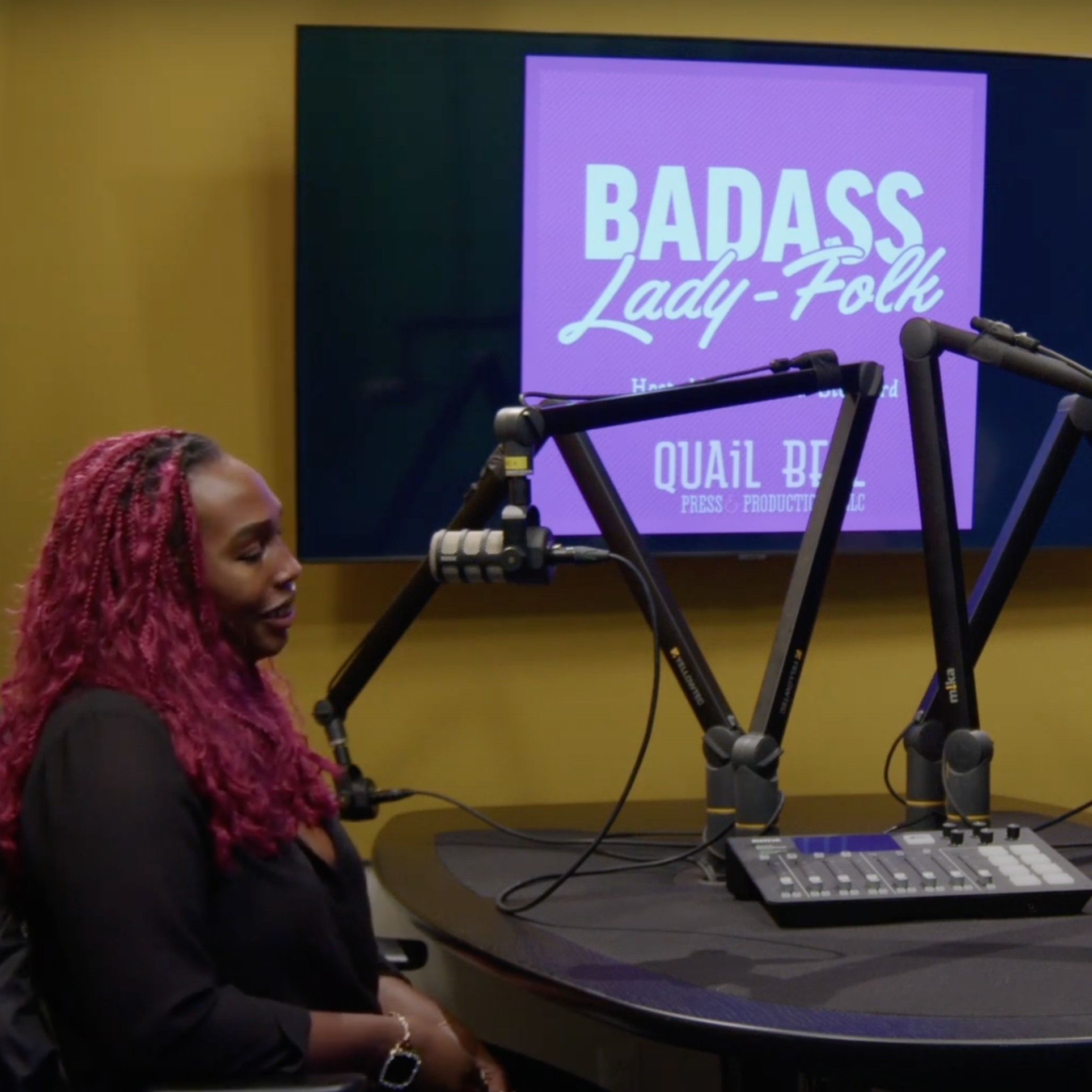 Badass Lady-Folk