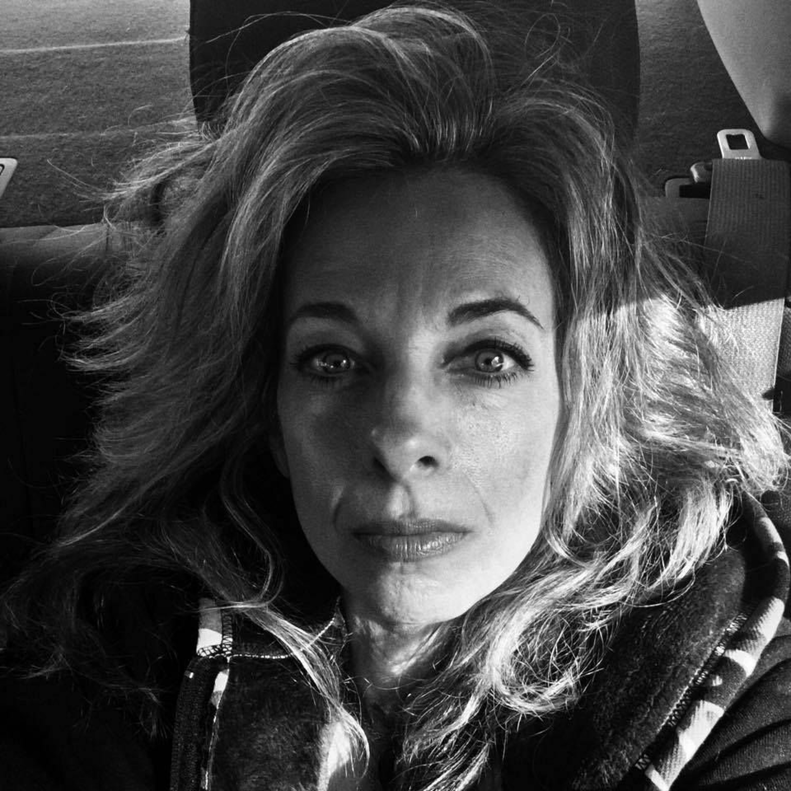 Suzanne Stein - Episode 864
