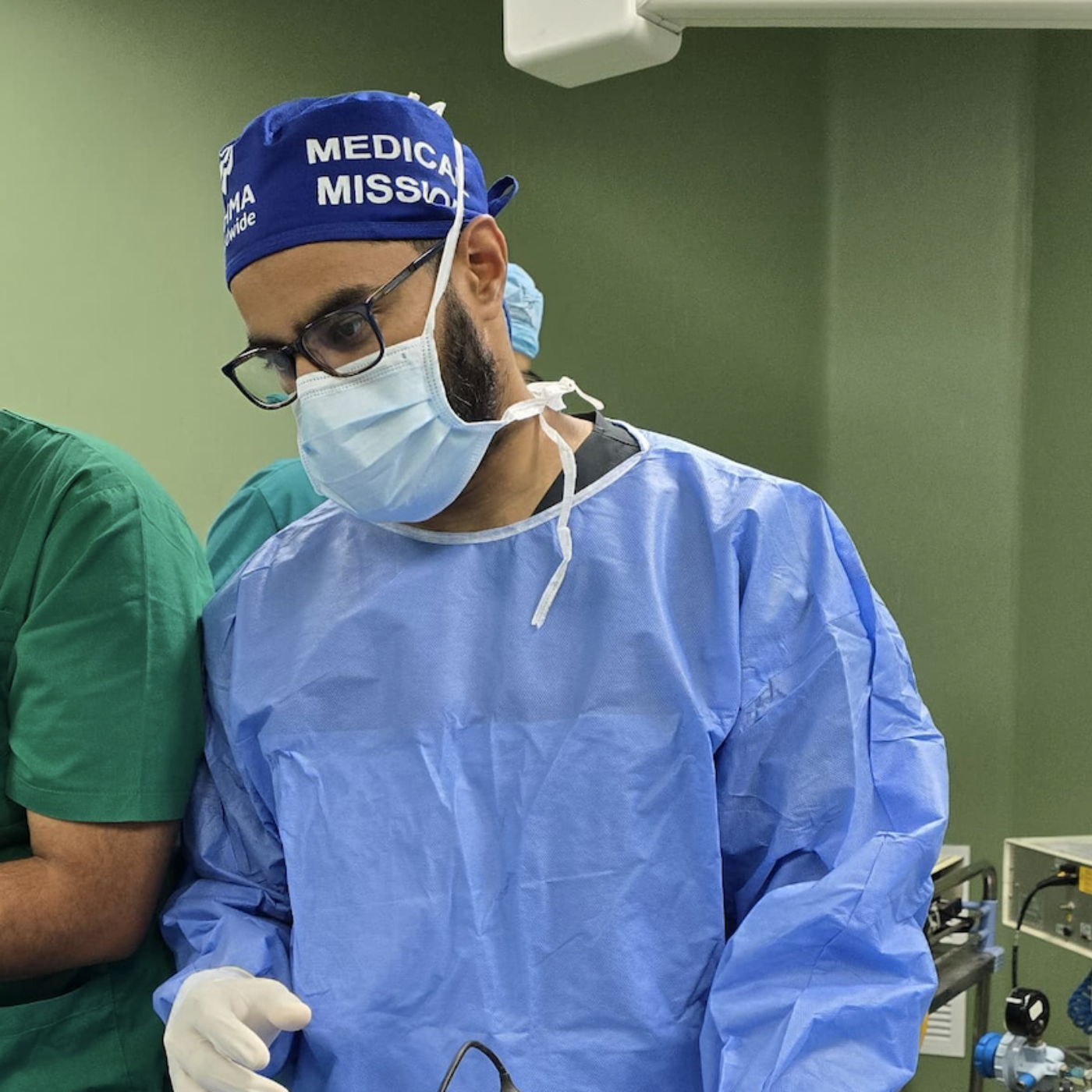 Dr Aziz Rahman (Providing Humanitarian Aid in Gaza, Radiology and Witnessing the Orchestrated Starvation) - Episode 1121