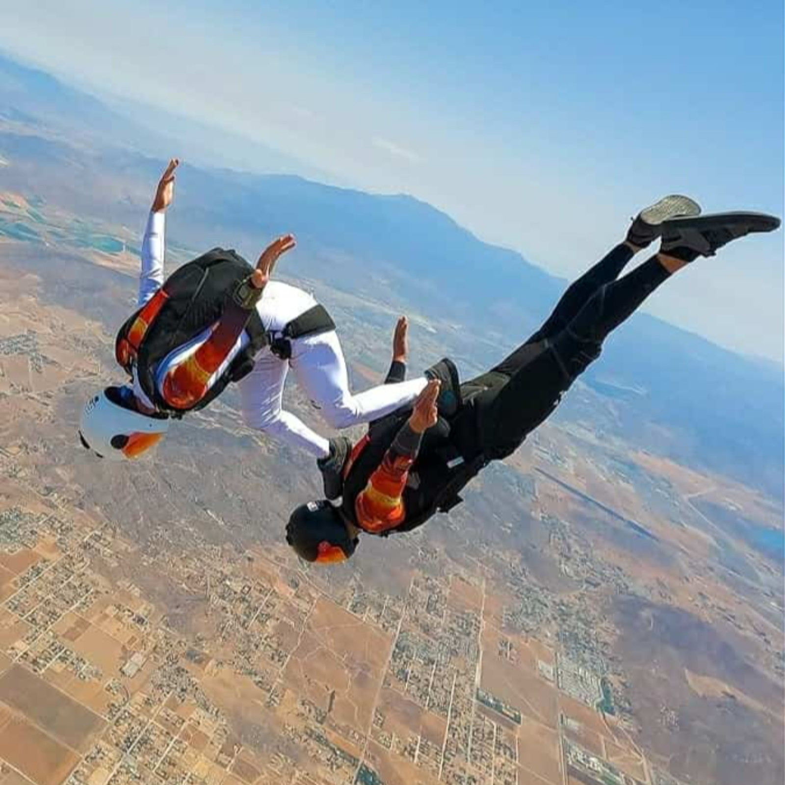Katie Hansen (Wingsuit Freeflying, Hollywood Stunts and the Emotional Journey back from a Near Death Accident) - Episode 1128