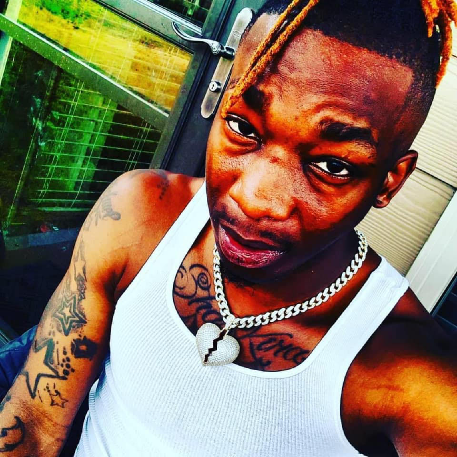 Aye Hood (Using Comedy to Unite America) - Episode 1135