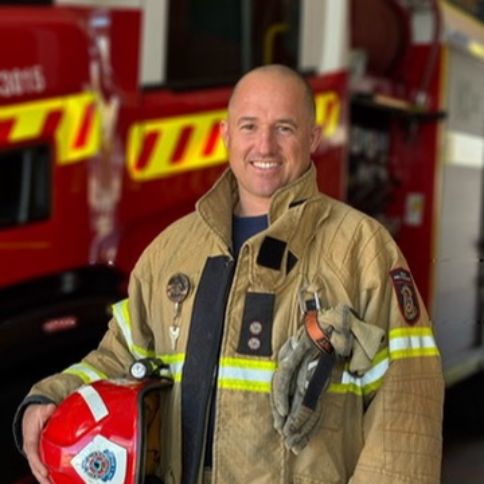 Mat McLaughlin (How MDMA Assisted Therapy Saved an Australian Firefighter's Life) - Episode 1152