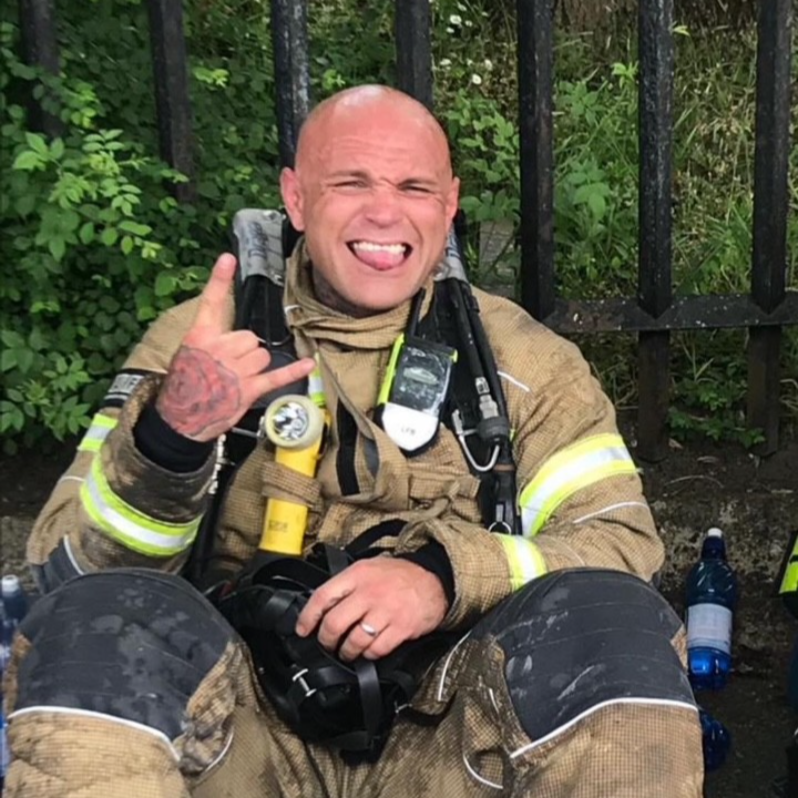 Jason Kubiak (The British Fire Service, Knife Crime and First Responder Mental Health) - Episode 1184