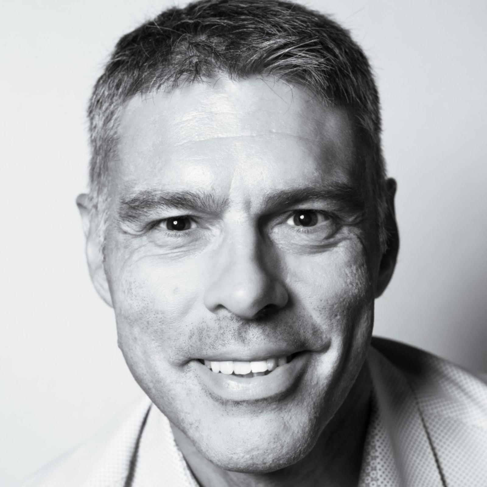 Gregory Menvielle (Using AI Technology to Assess Both Mental Health and Performance) - Episode 1221