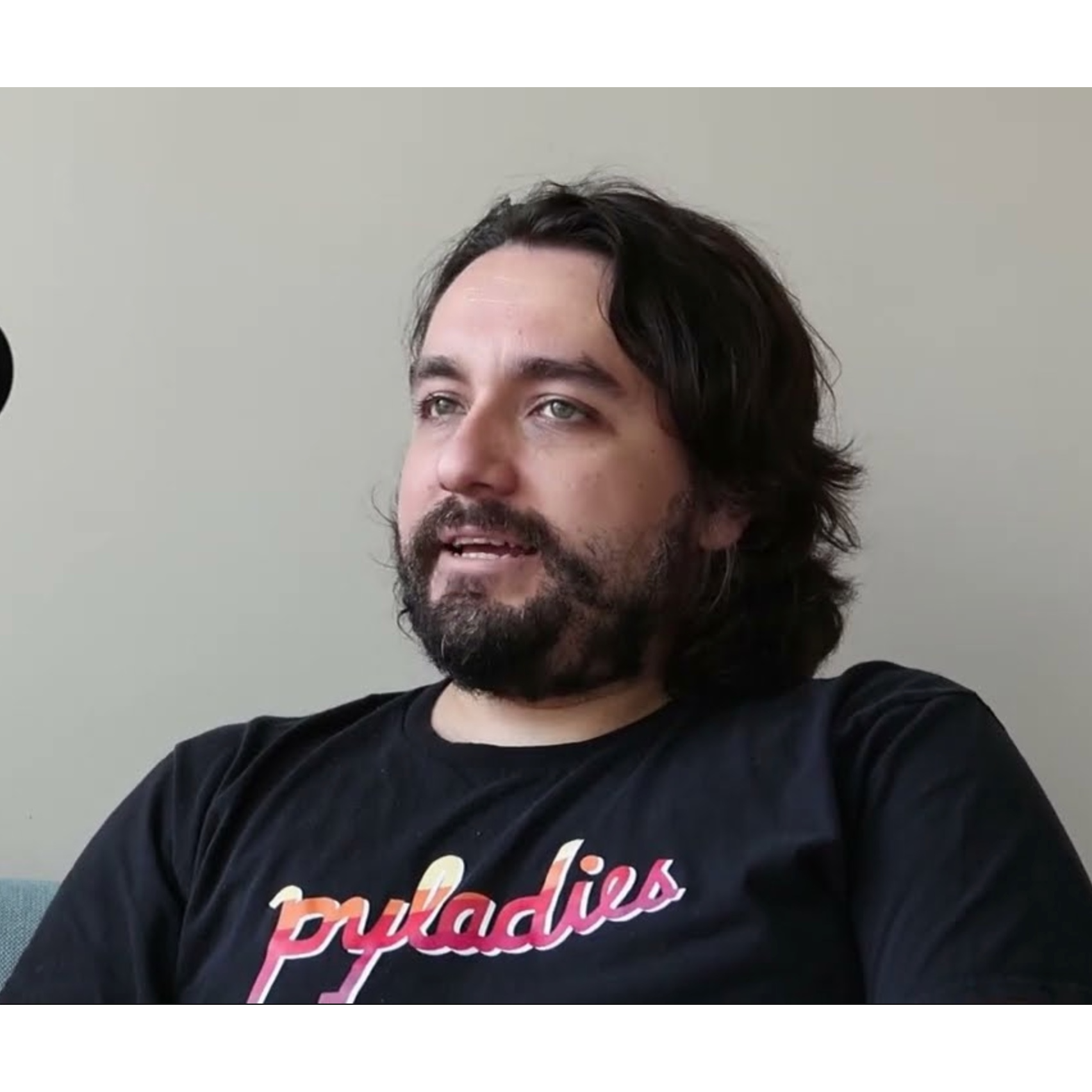 The Best of Two Languages: Connecting C++ & Python with Cristián Maureira-Fredes episode artwork