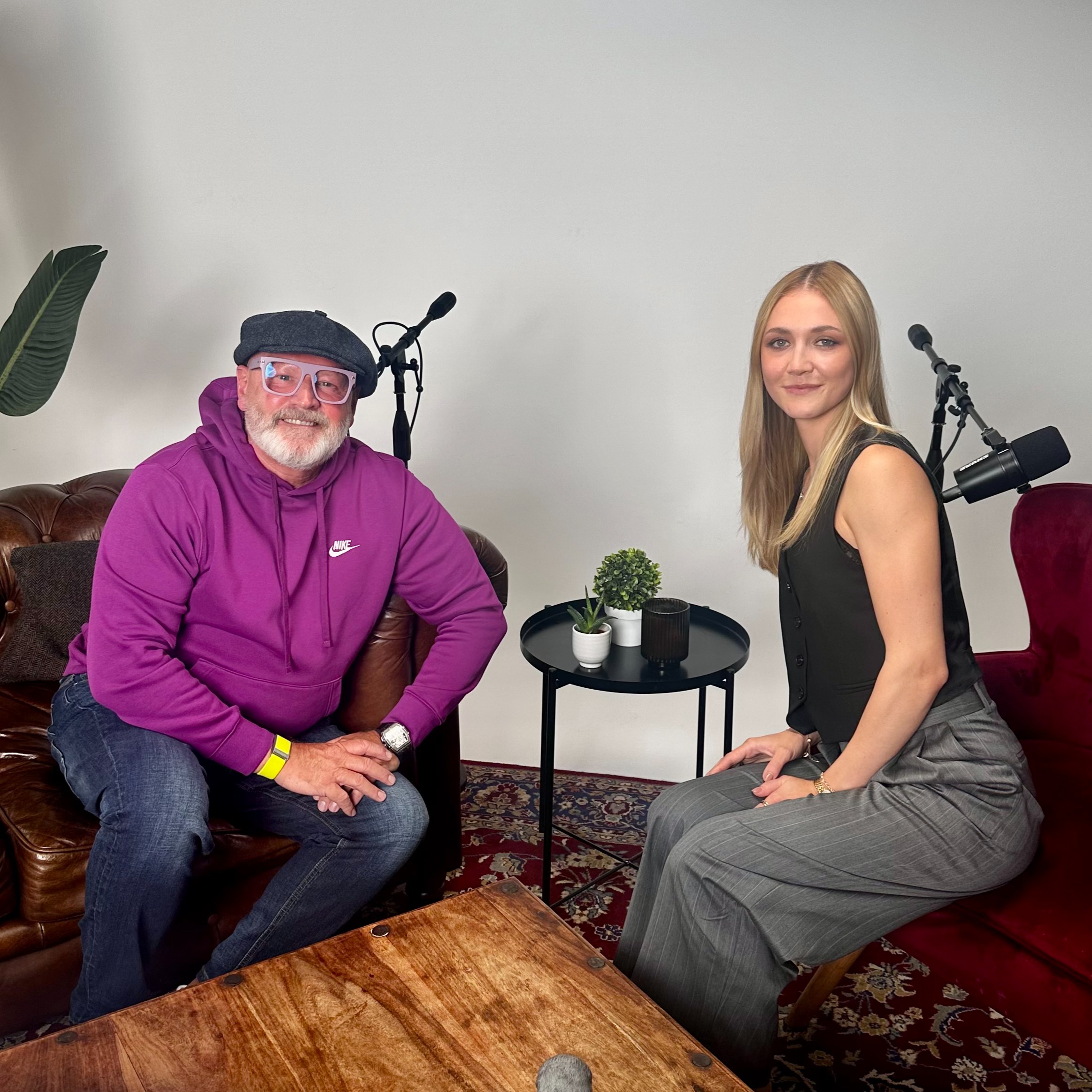 “I Woke Up in the Hospital”: Julia Wójtowicz on Surviving Life’s Curveballs & Starting Fresh episode artwork