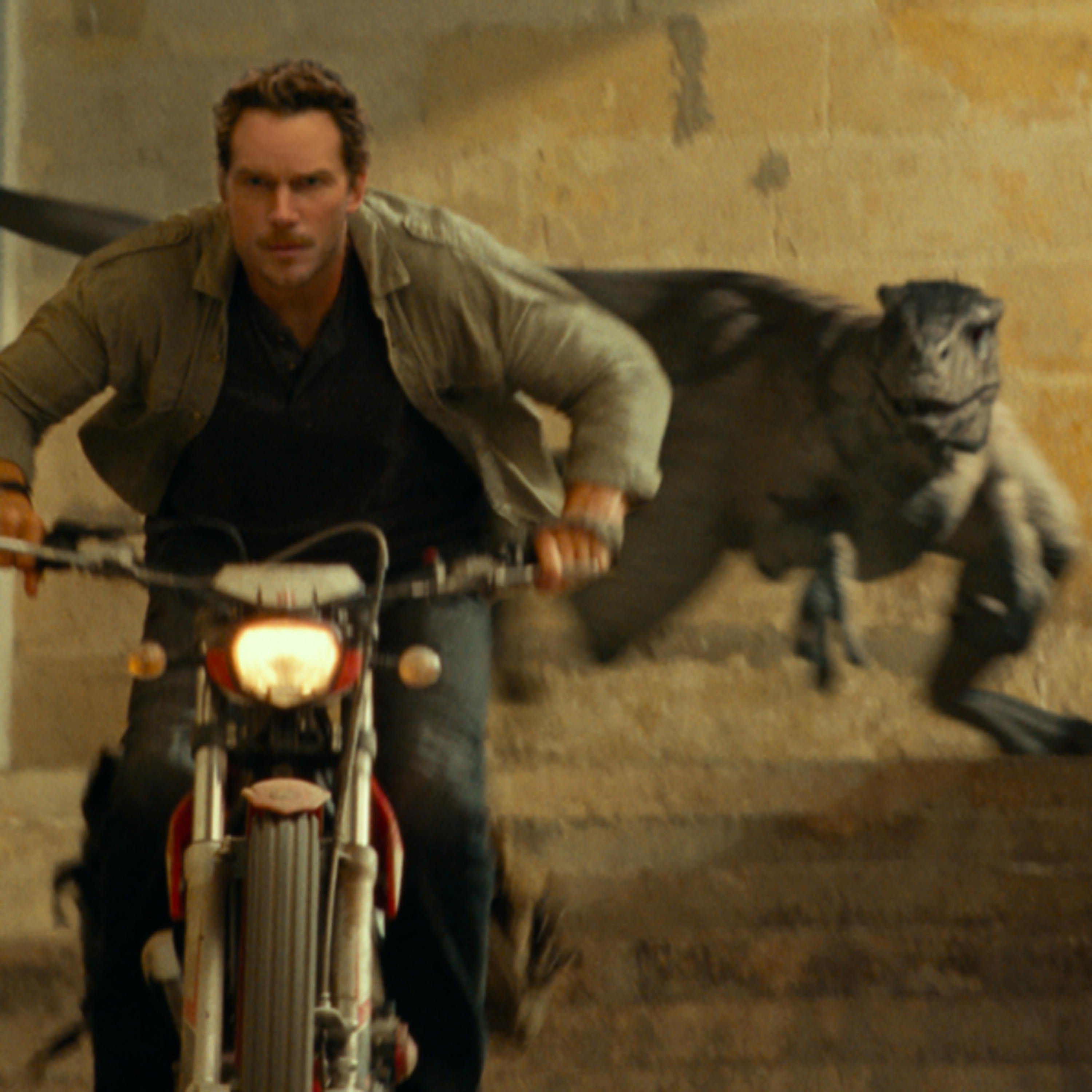Jurassic World Dominion (2022) feat. Gary Danciu