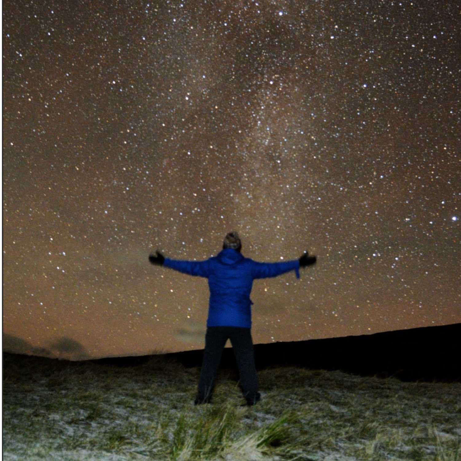 Hiking out to Gorton Bothy for a Night Camping