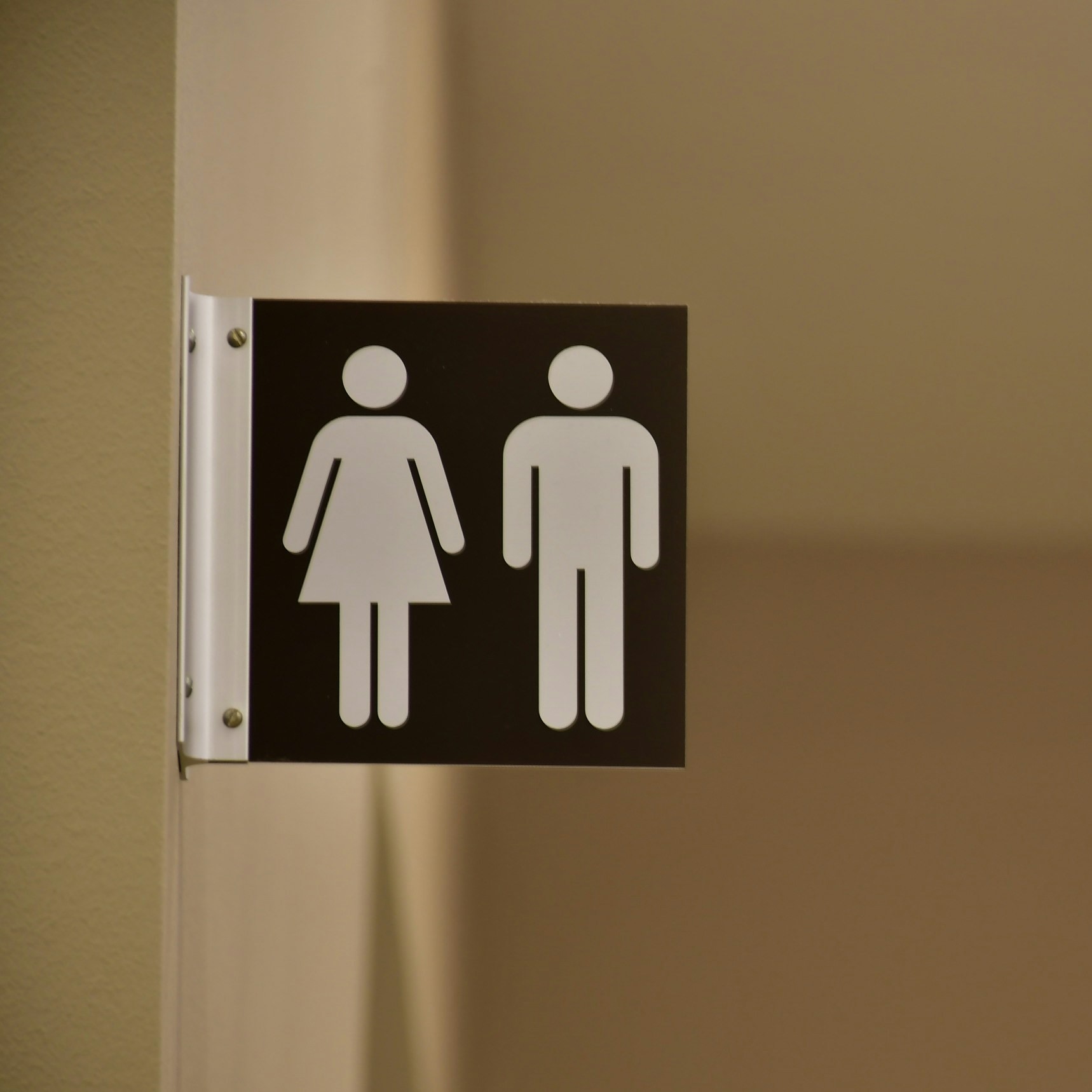 147: A biblical response to transgender theory with Rob Smith