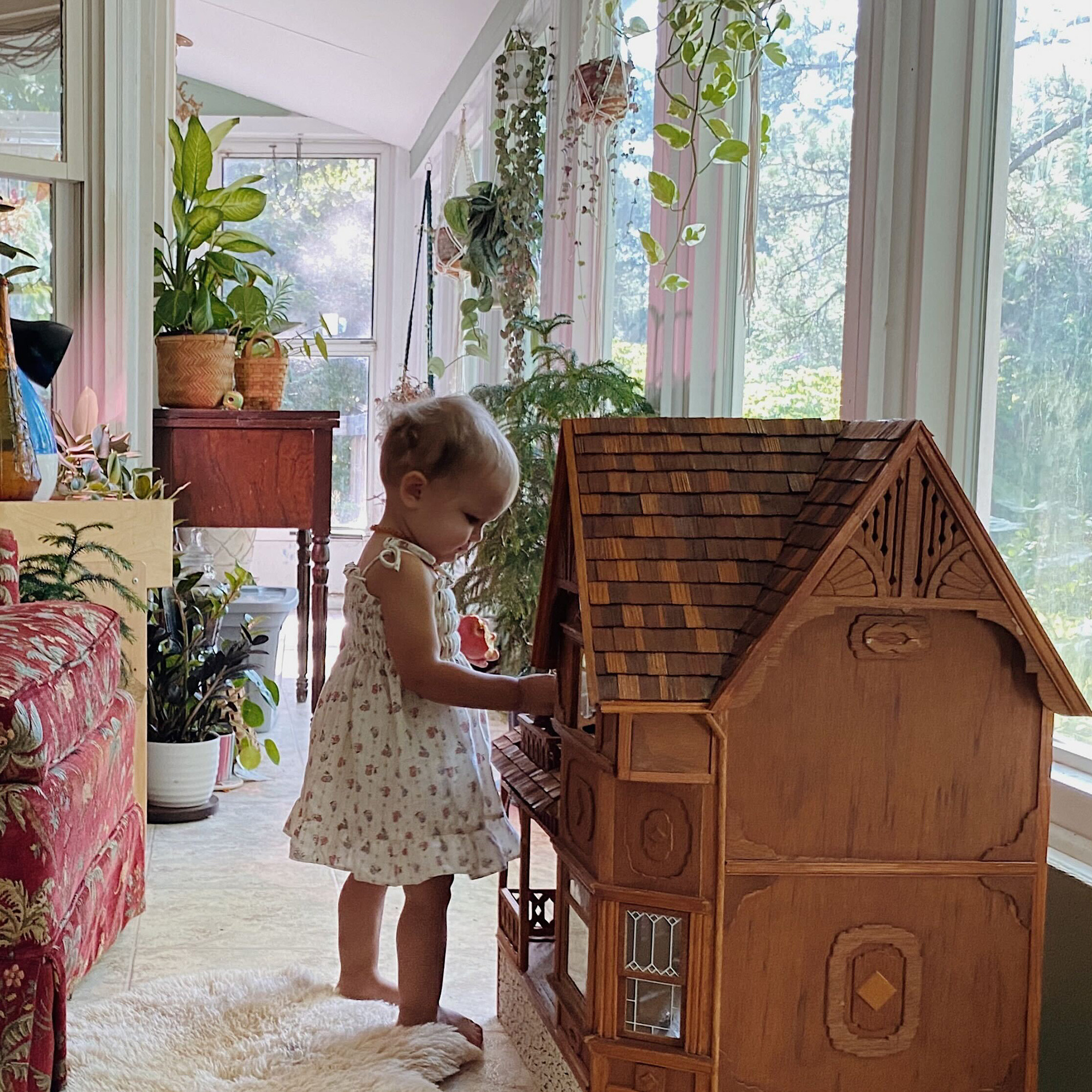 Decoration of the Nursery episode artwork