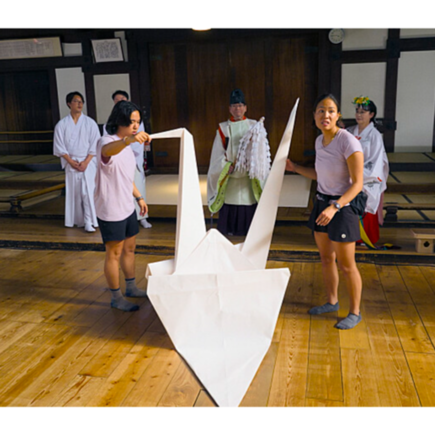 Living The Fantasy | The Amazing Race Season 37 Episode 3 Recap | Check-In Chat Podcast episode artwork