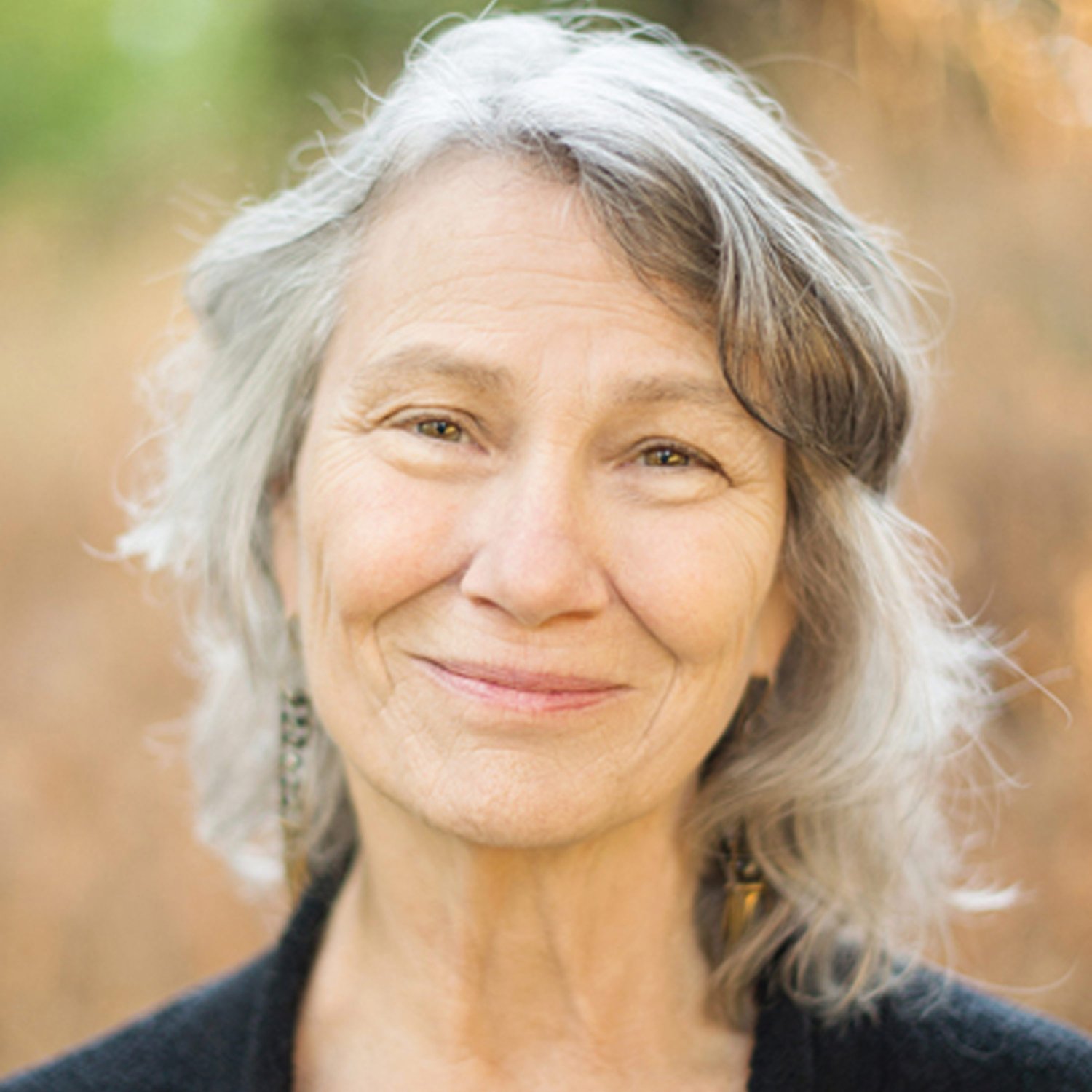 Kristin Ohlson - Author of Sweet in Tooth and Claw: Stories of Generosity and Cooperation in the Natural World