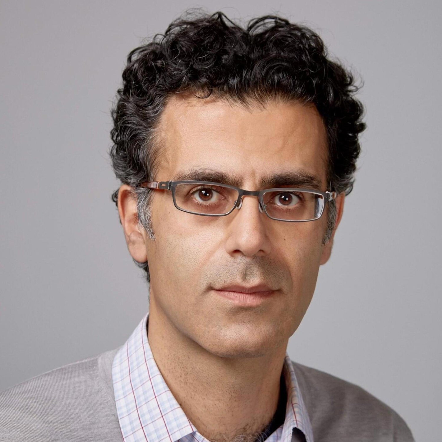 Democracy at a Crossroads: Exploring Modern Political Challenges w/ Philosopher ARASH ABIZADEH