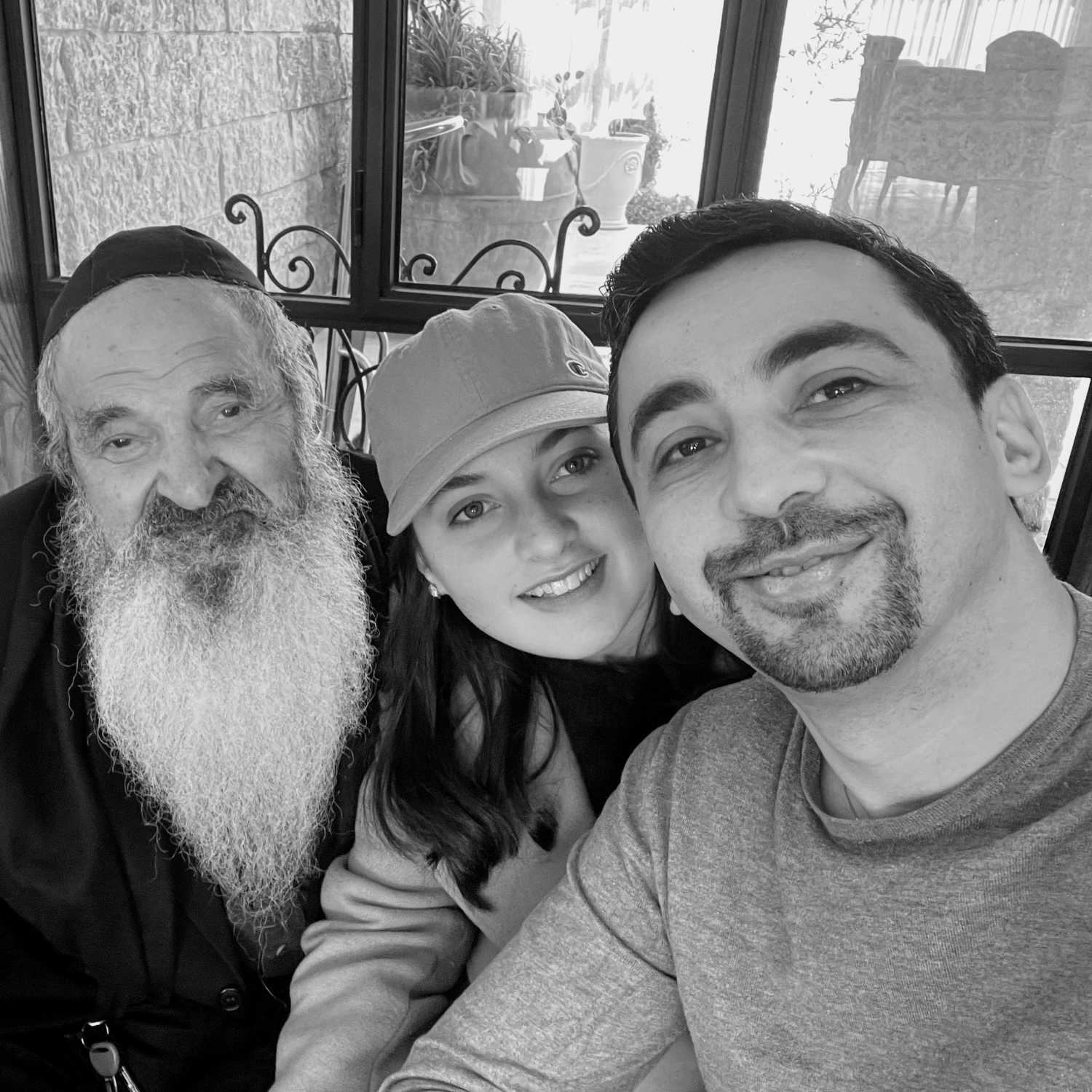 Bridging the Gap: A Conversation on Seeking and Learning Knowledge Across Generations