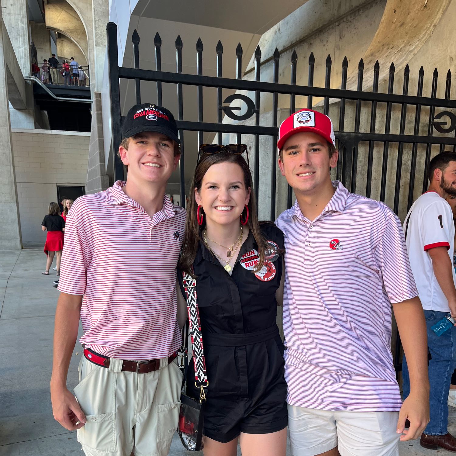 Dawg Football Weekly
