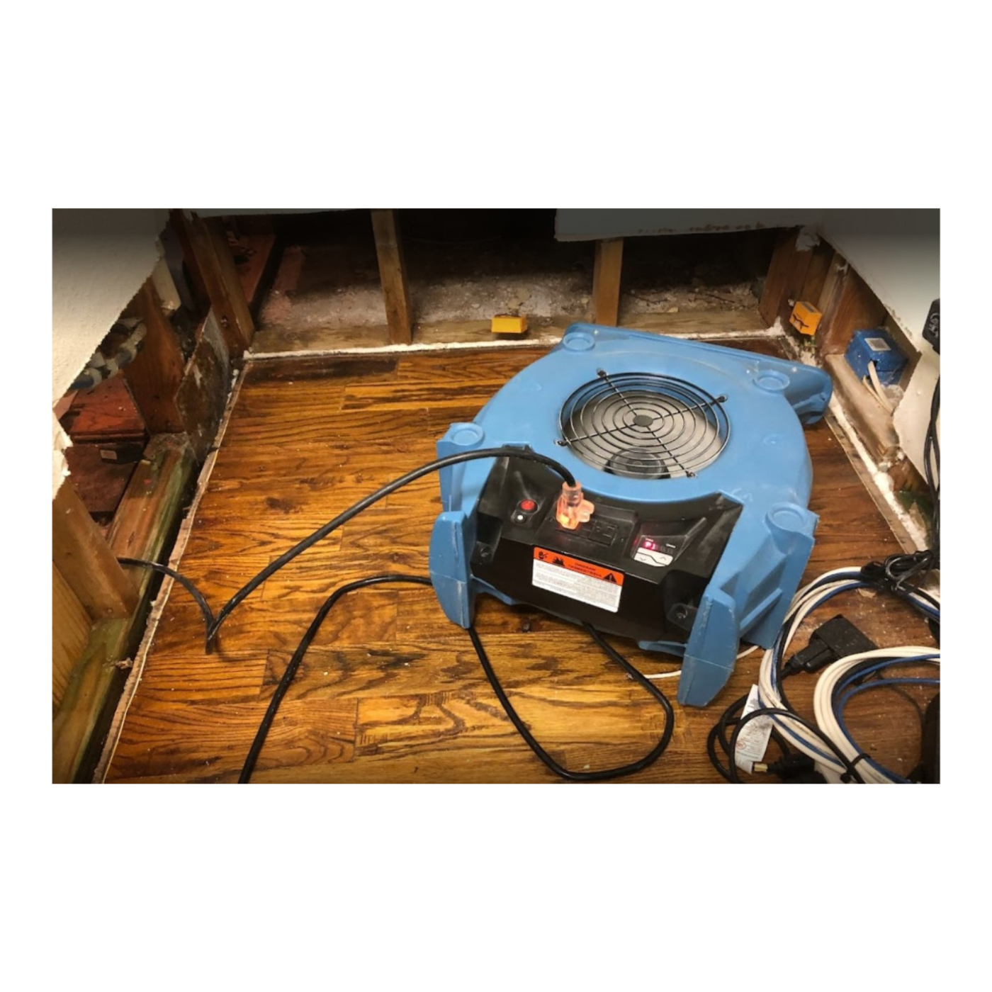 Deakins Restoration - Water Damage Restoration Service in McKinney TX