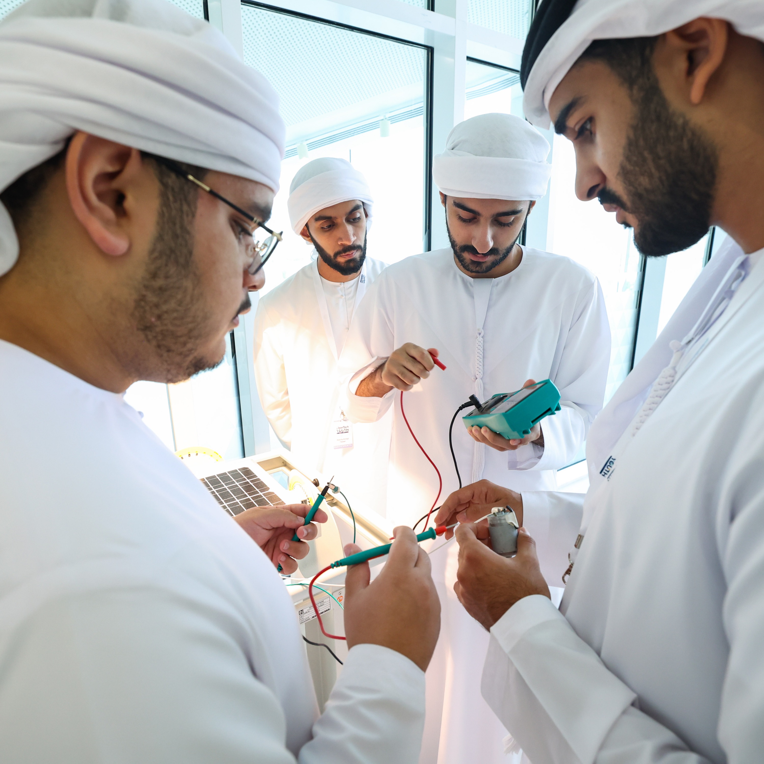 مركز الاستدامة والابتكار التابع لهيئة كهرباء ومياه دبي يستقبل طلبات التسجيل في الدفعة الخامسة من برنامج "شباب الطاقة النظيفة"  episode artwork