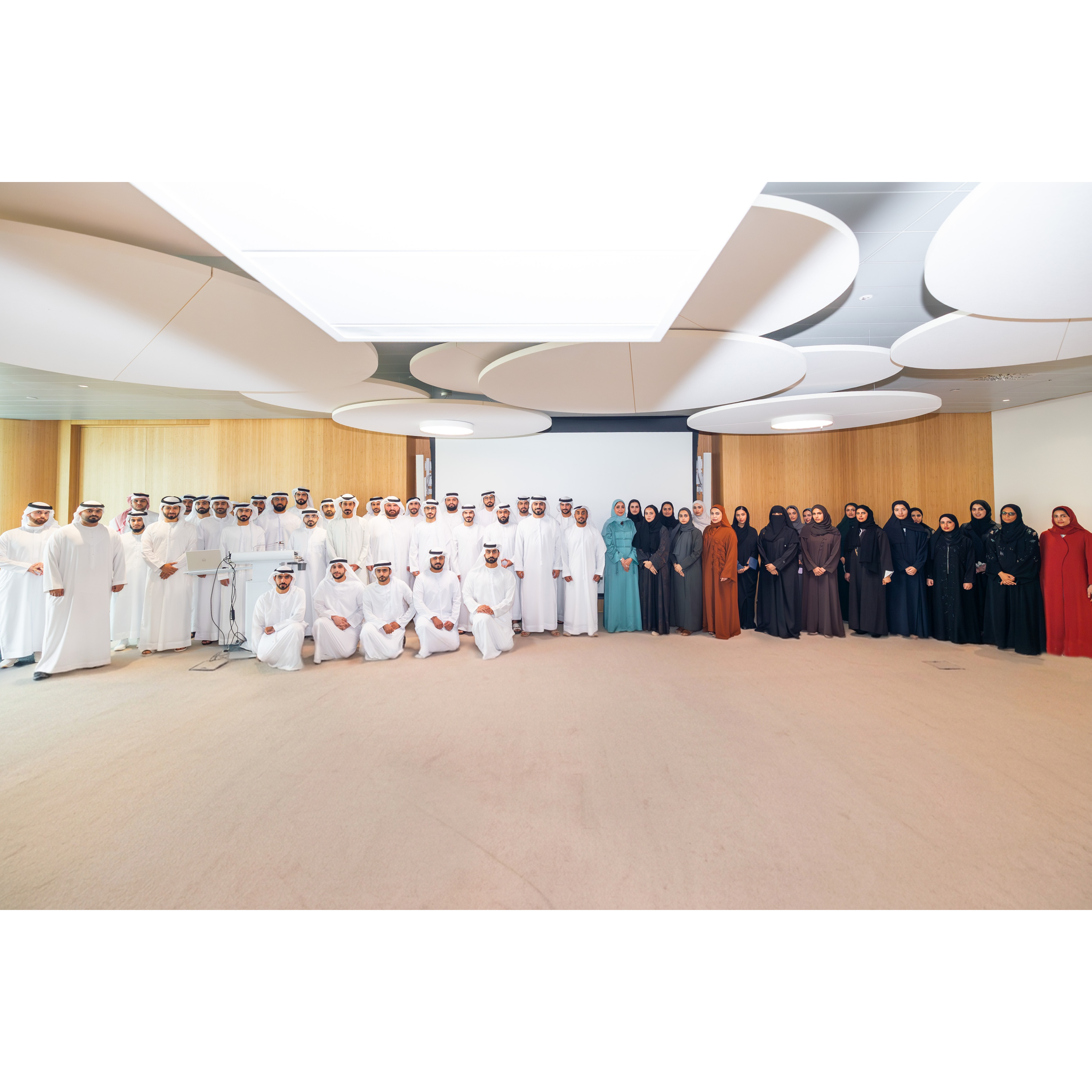 احتفاءً باليوم العالمي لمهارات الشباب 2026 مجلس شباب هيئة كهرباء ومياه دبي ينظم "هاكاثون الذكاء الاصطناعي ذاتي التنفيذ والقيادة" episode artwork