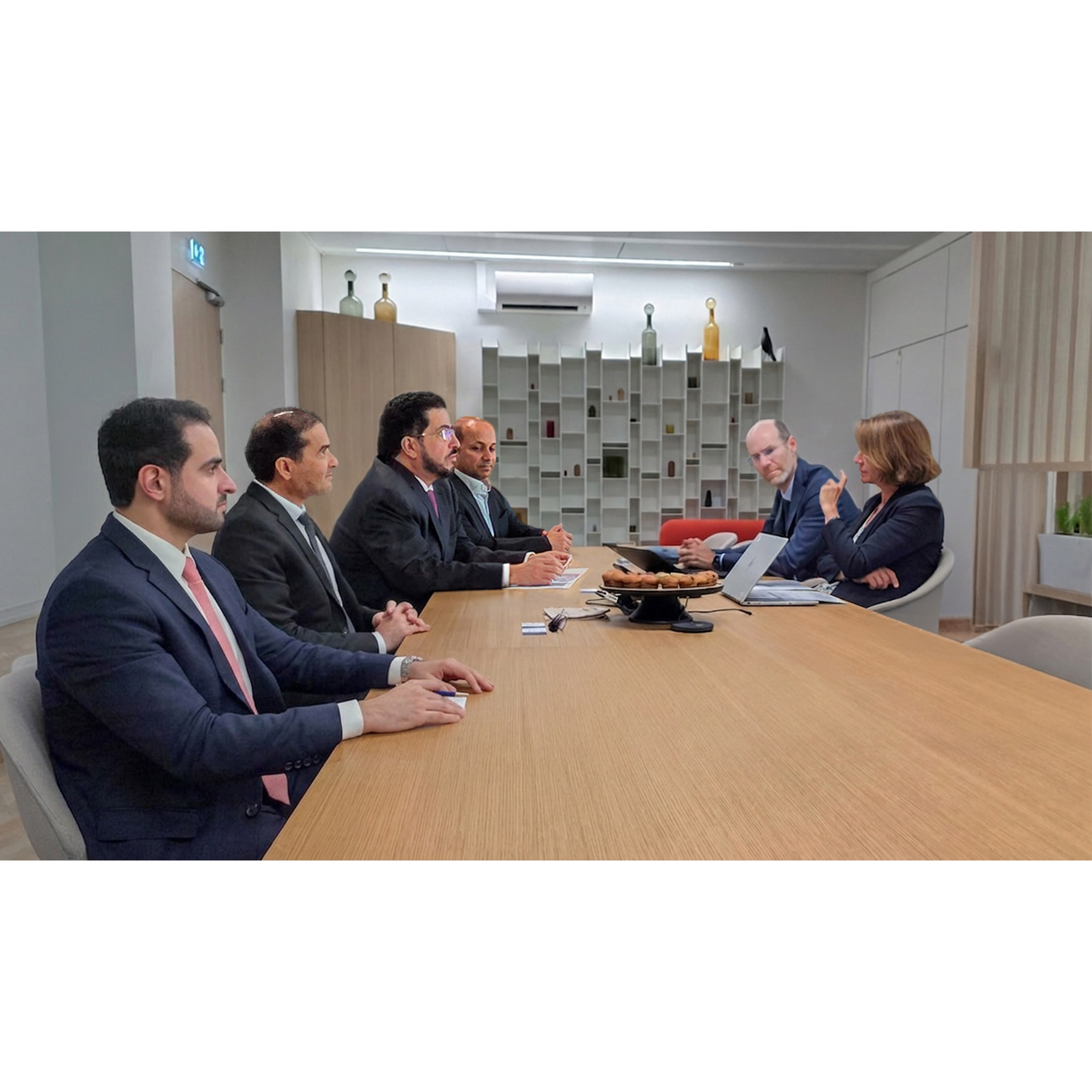 "ديوا العالمية" تعزز المكانة العالمية لدبي وتبحث التعاون المشترك مع كبرى شركات الطاقة الفرنسية في مجال تطوير المشاريع العالمية episode artwork