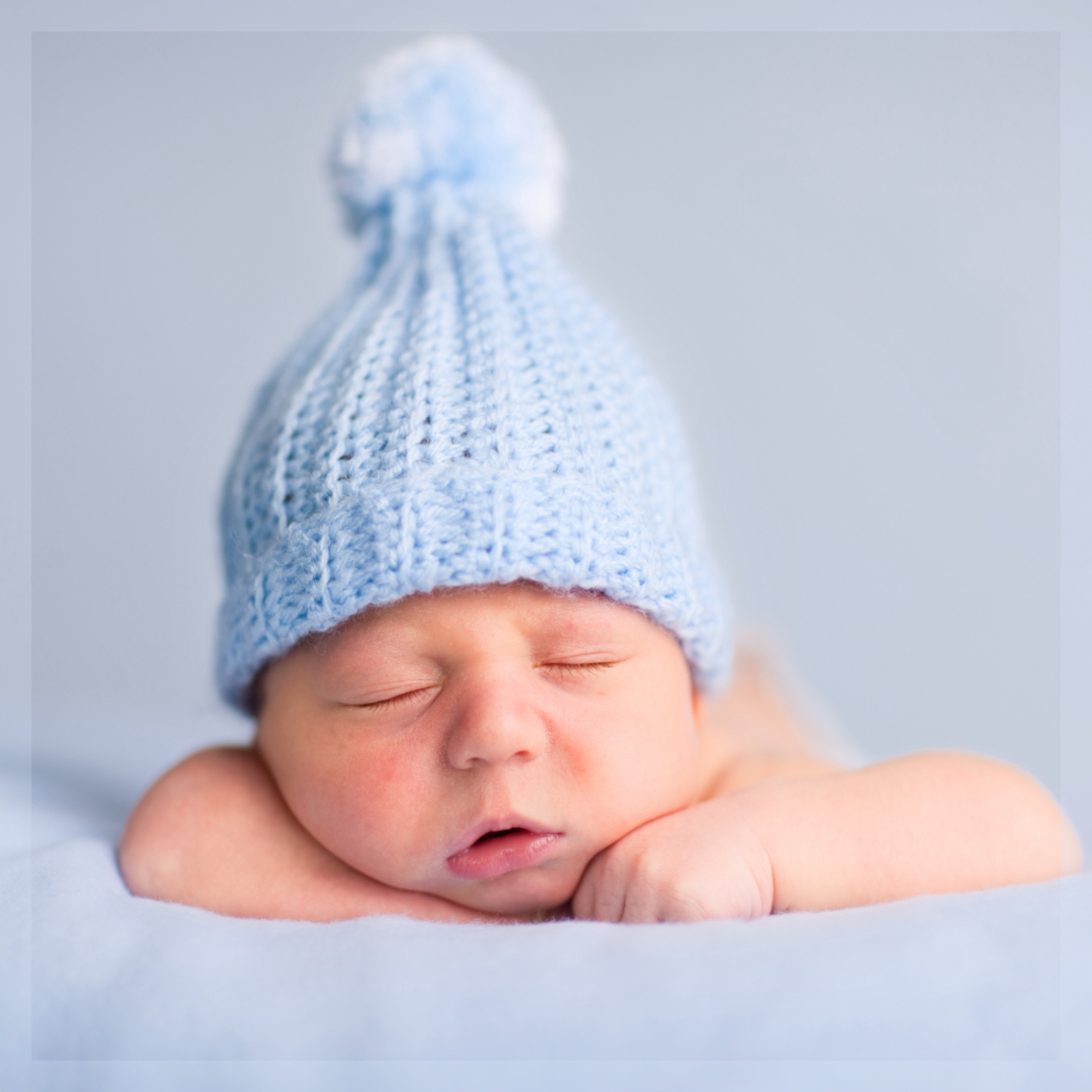 10 Hours of Clean Baby Sleep White Noise episode artwork