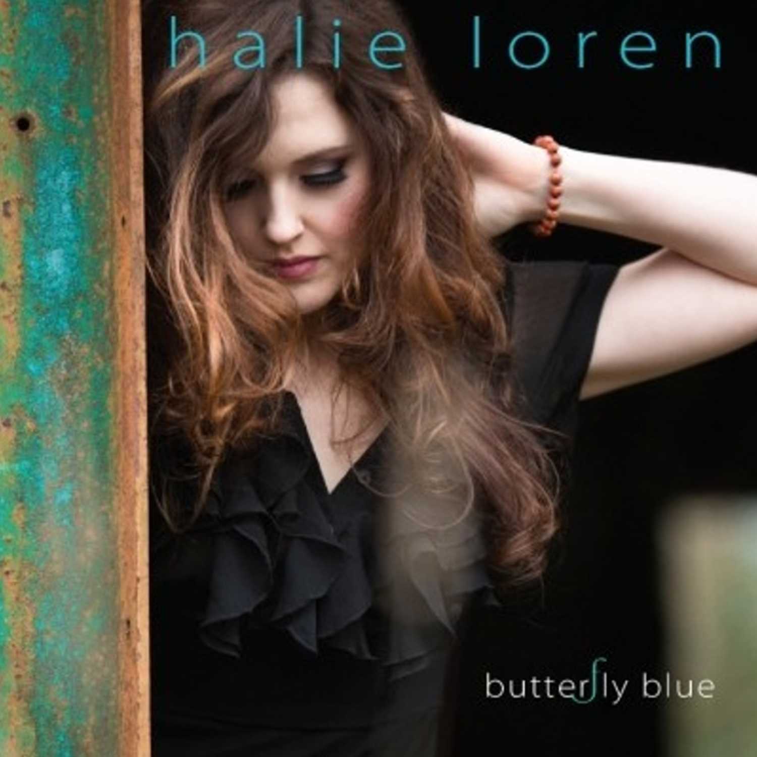 Jazz singer and songwriter Halie Loren shakes up the jazz world