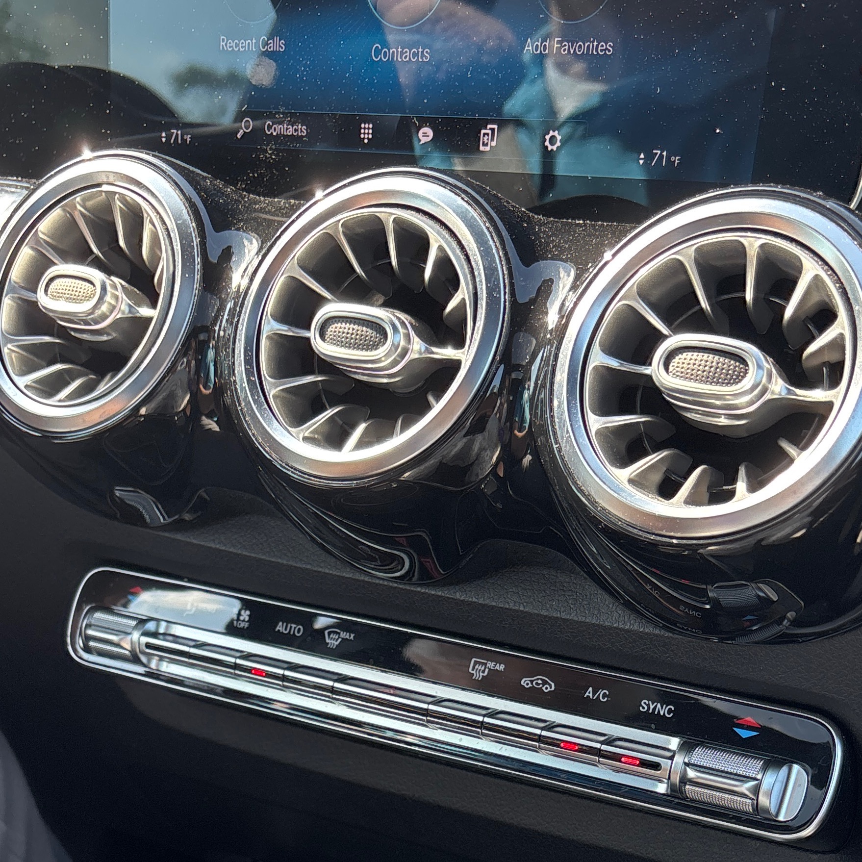 Eileen Olson Fine Art  intro to her abstract art. 